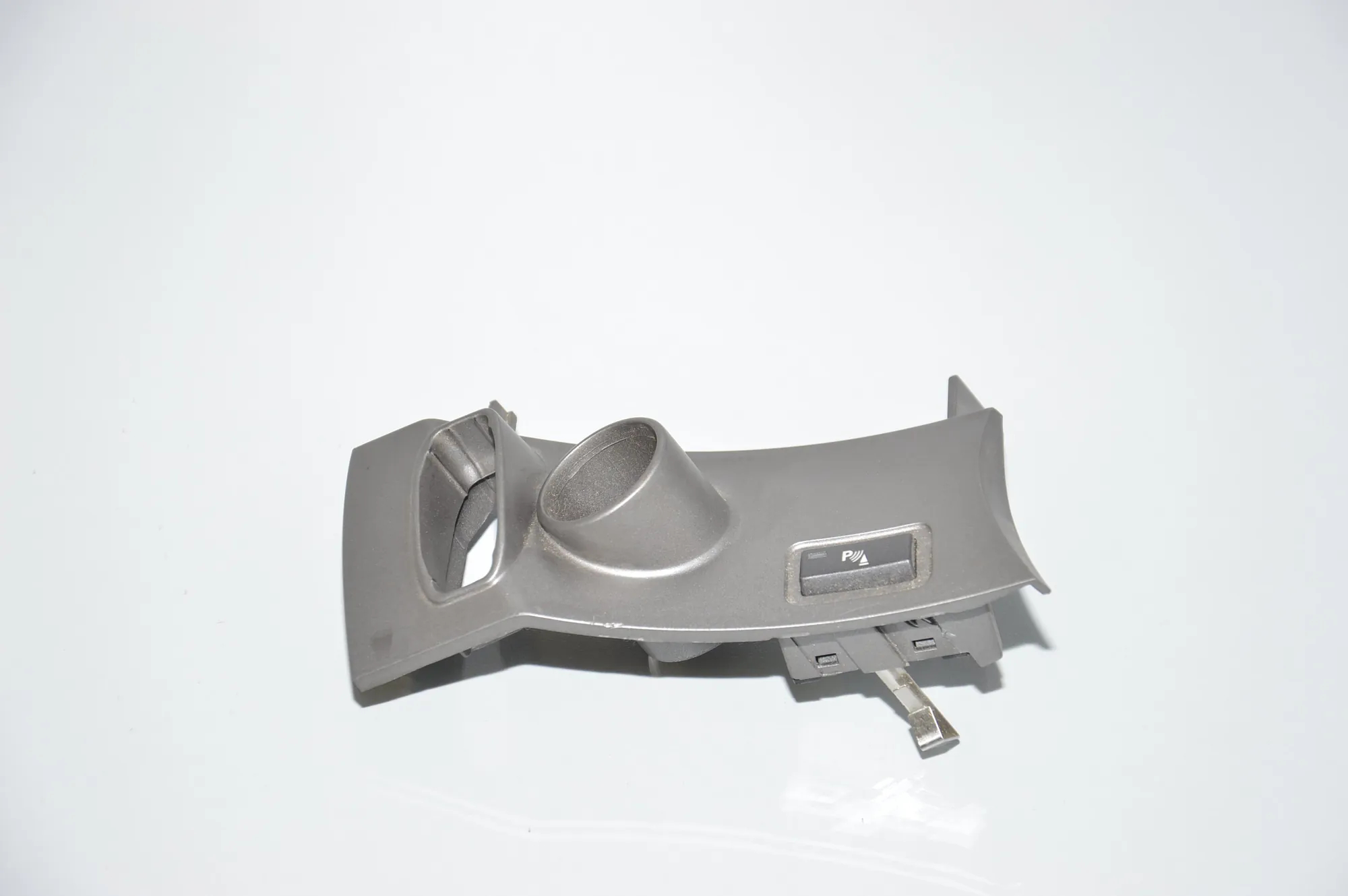 Parking Aid Switch – OEM 6921189 · BMW 7 (E65, E66, E67) BMW 7 (E65, E66, E67) 730 d 2002 – 3