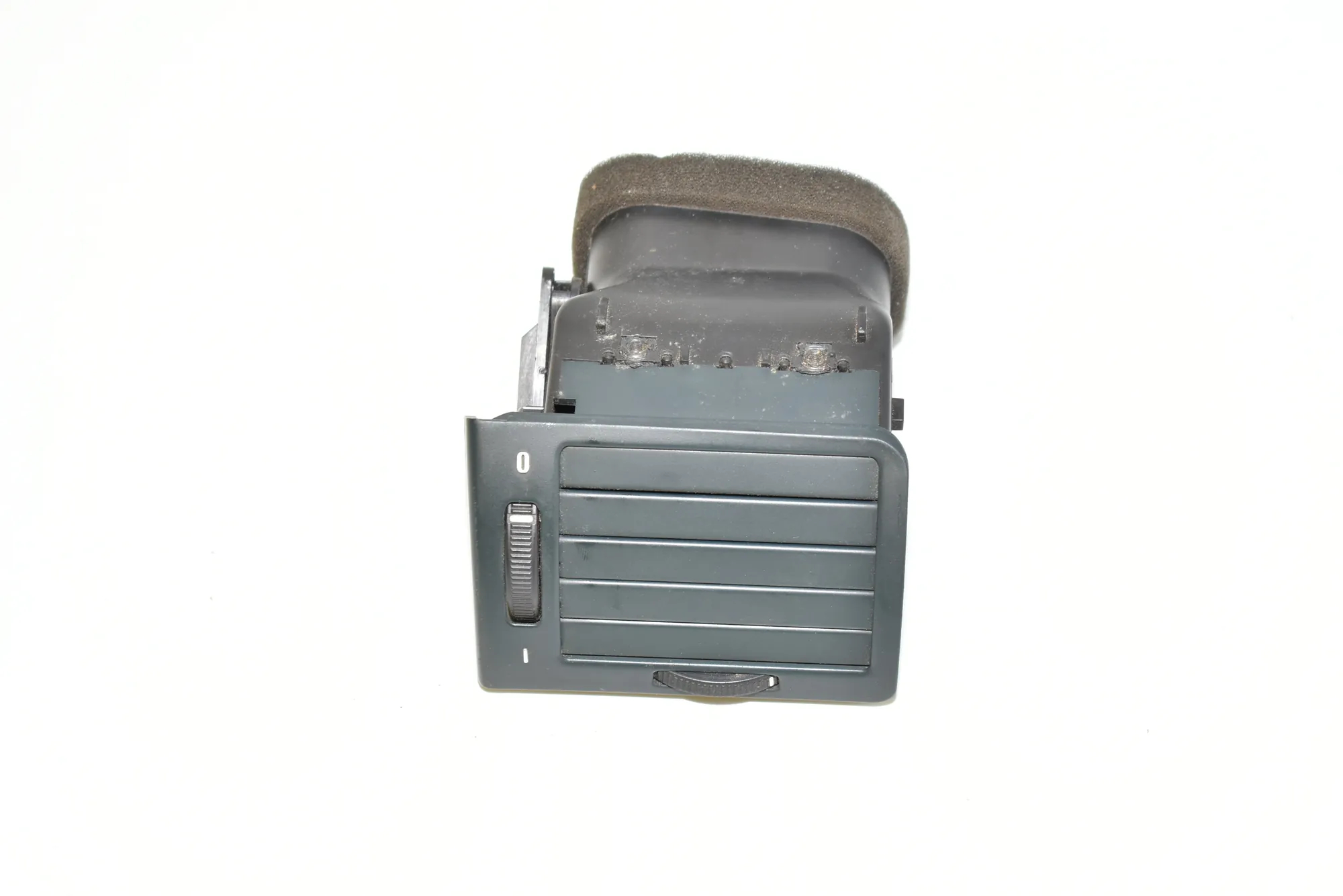 Dashboard Air Vents – OEM 8390109 · BMW 7 (E38) BMW 7 (E38) 730 d 2000 – 3