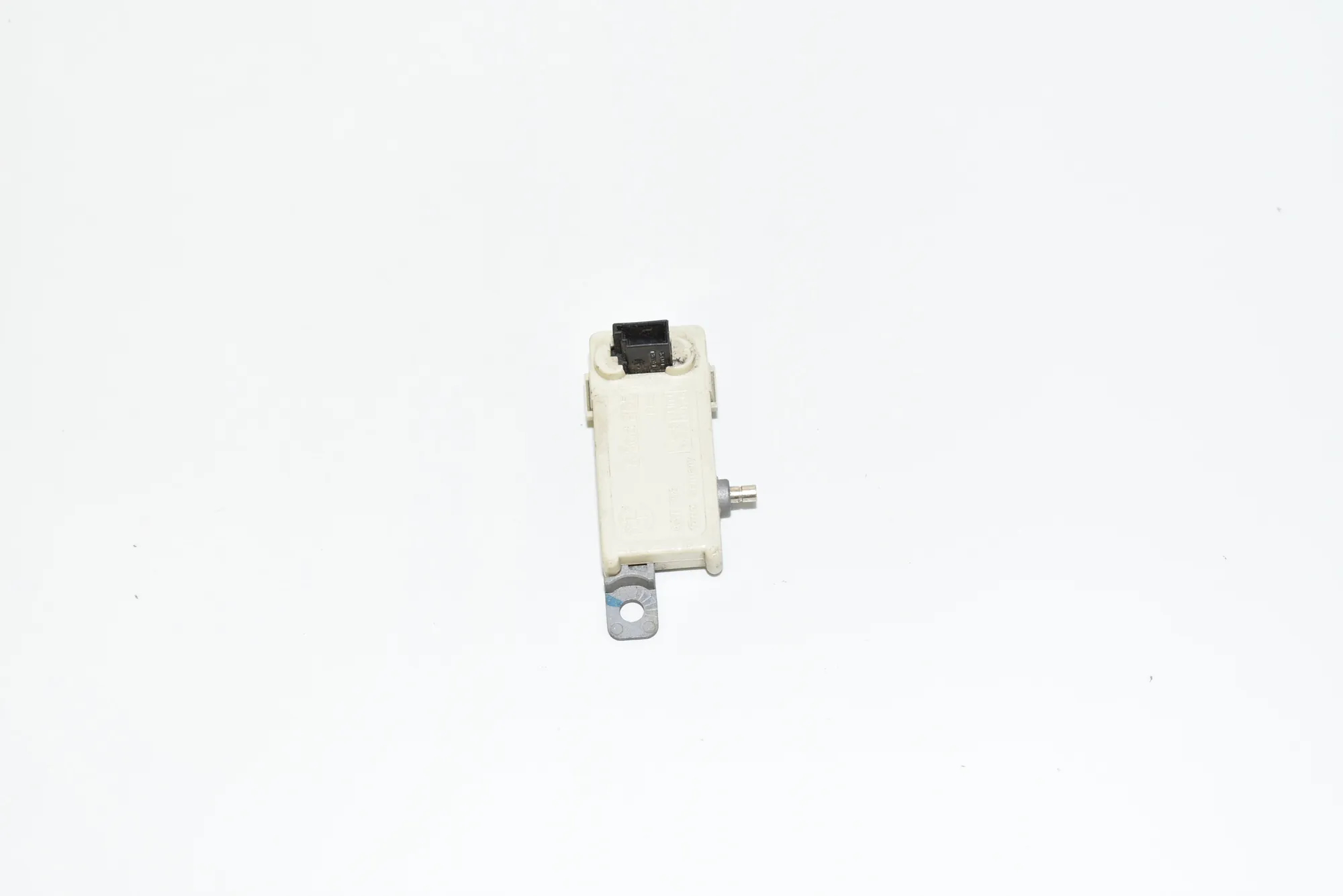 Antenna – OEM 8368885 · BMW 3 Touring (E46) BMW 3 Touring (E46) 320 d 2000 – 2