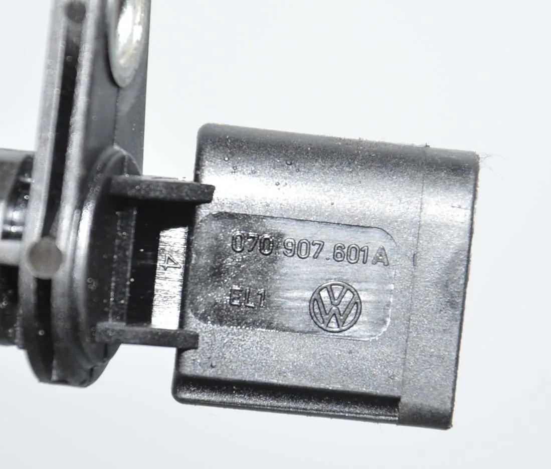 Camshaft Position Sensor – OEM 070907601 · VW TRANSPORTER V (T5) Minibus / passenger 2.5 TDI 2005 – 6