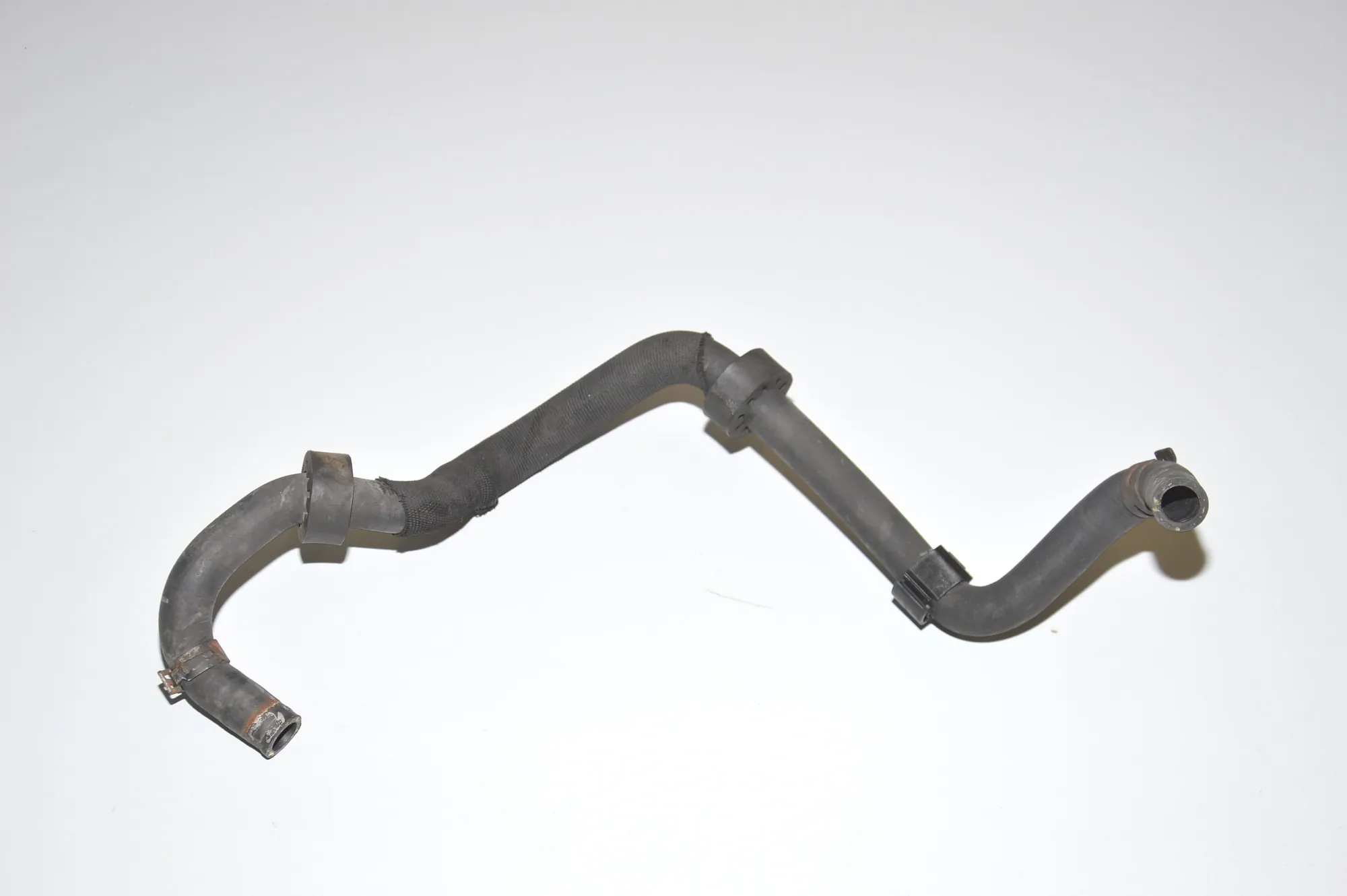 Coolant Hose Pipe – OEM 7H0122058C · VW TRANSPORTER V (T5) Minibus / passenger 2.5 TDI 2005 – 2