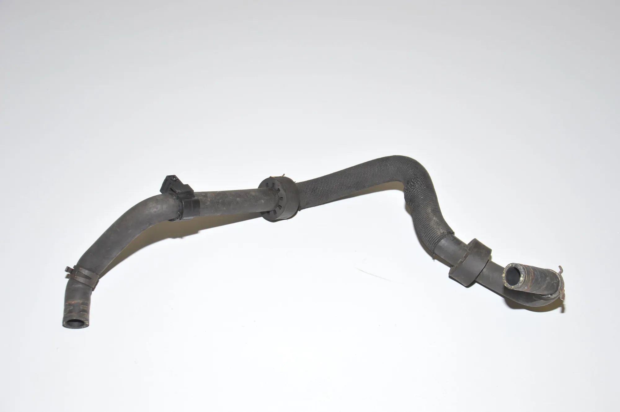 Coolant Hose Pipe – OEM 7H0122058C · VW TRANSPORTER V (T5) Minibus / passenger 2.5 TDI 2005 – 4