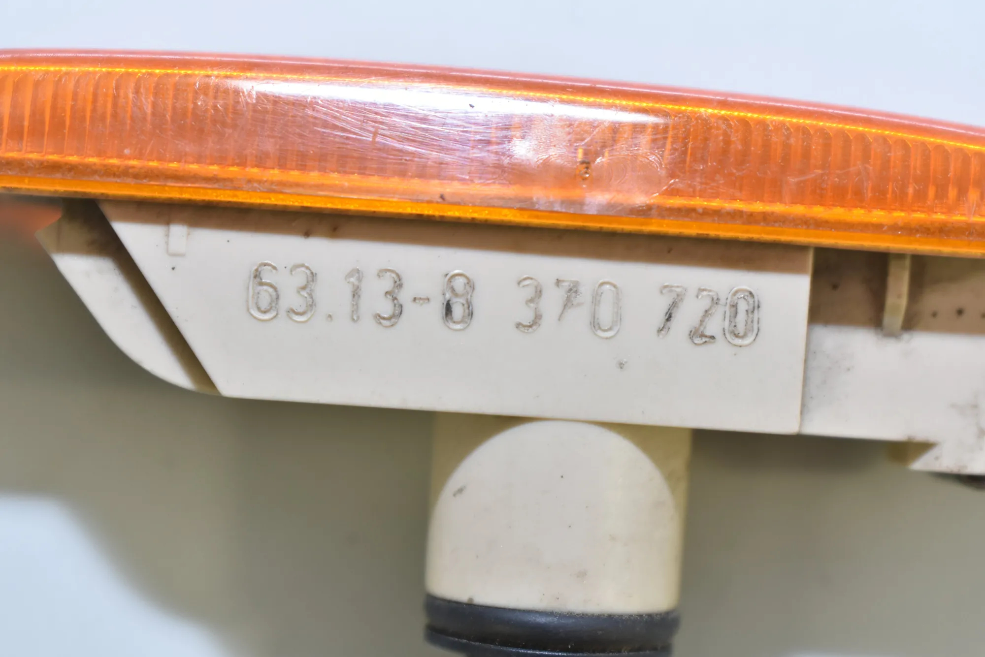 Front Right Fender Turn Signal – OEM 8370720 · BMW 3 (E46) BMW 3 (E46) 330 d 2000 – 4