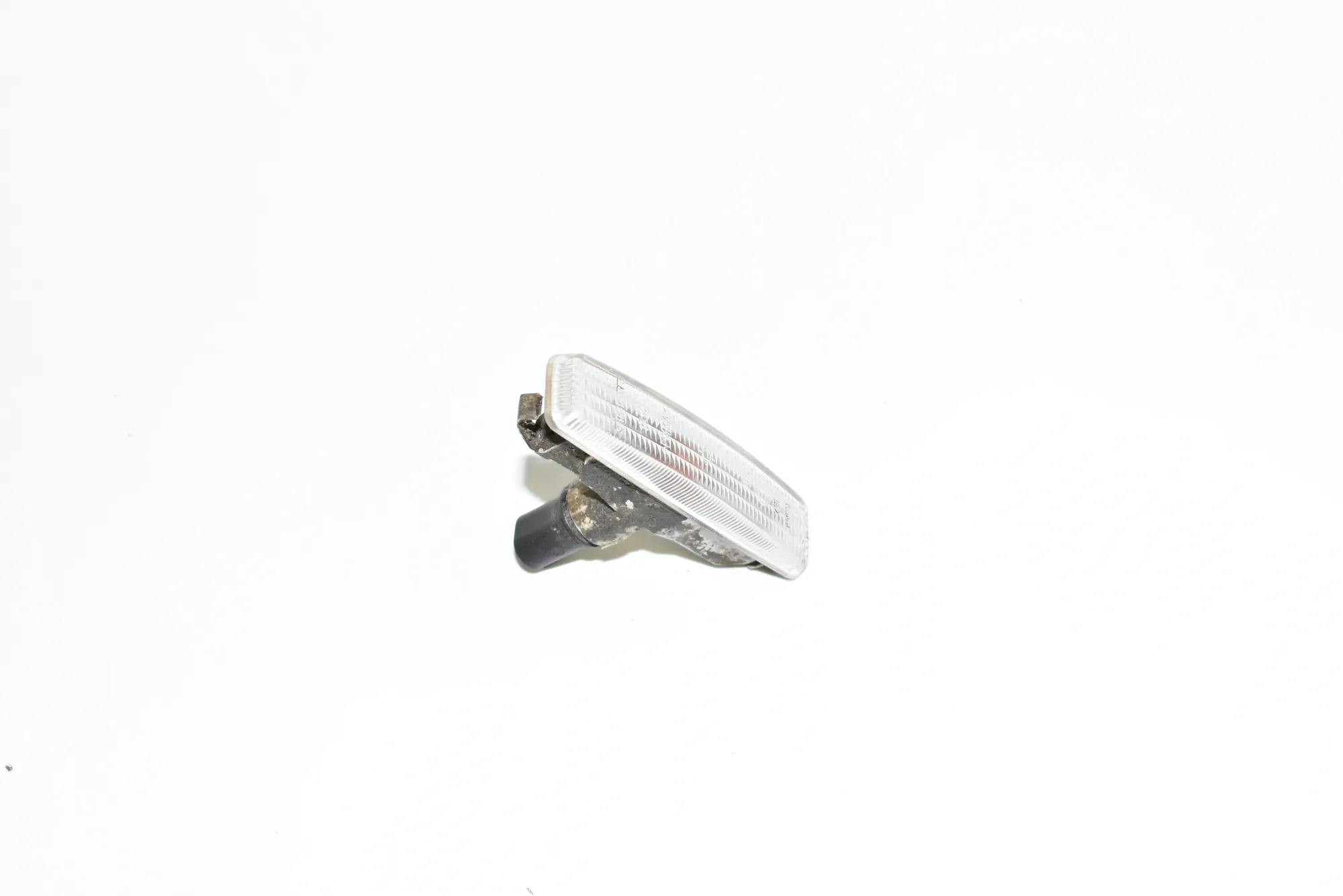 Front Right Fender Turn Signal – OEM 9407958 · BMW 5 Touring (E39) BMW 5 Touring (E39) 530 d 2002 – 2