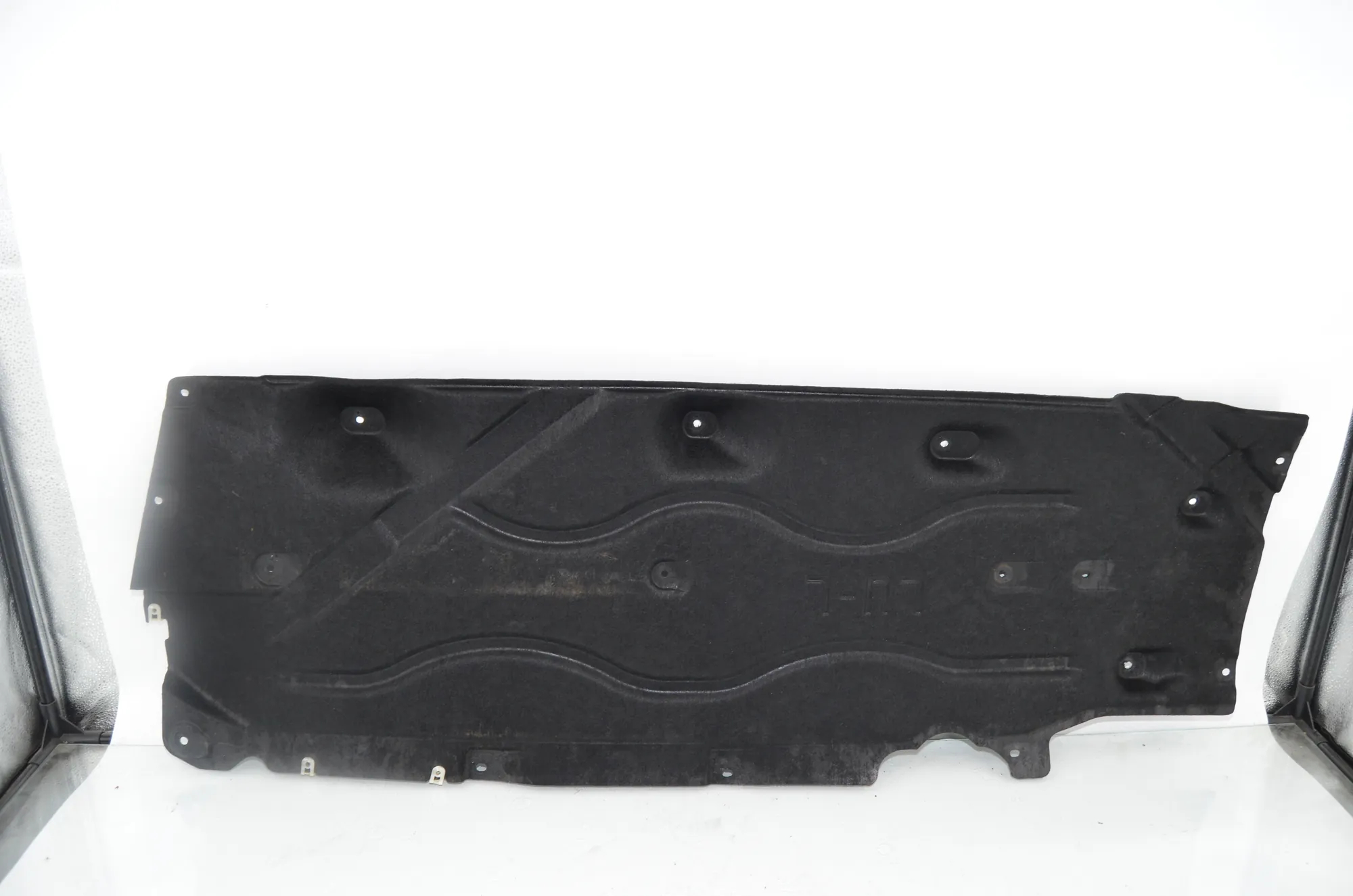 Left Side Underbody Cover – OEM 7290803 · BMW 2 Gran Tourer (F46) 216 i 2018 – 2