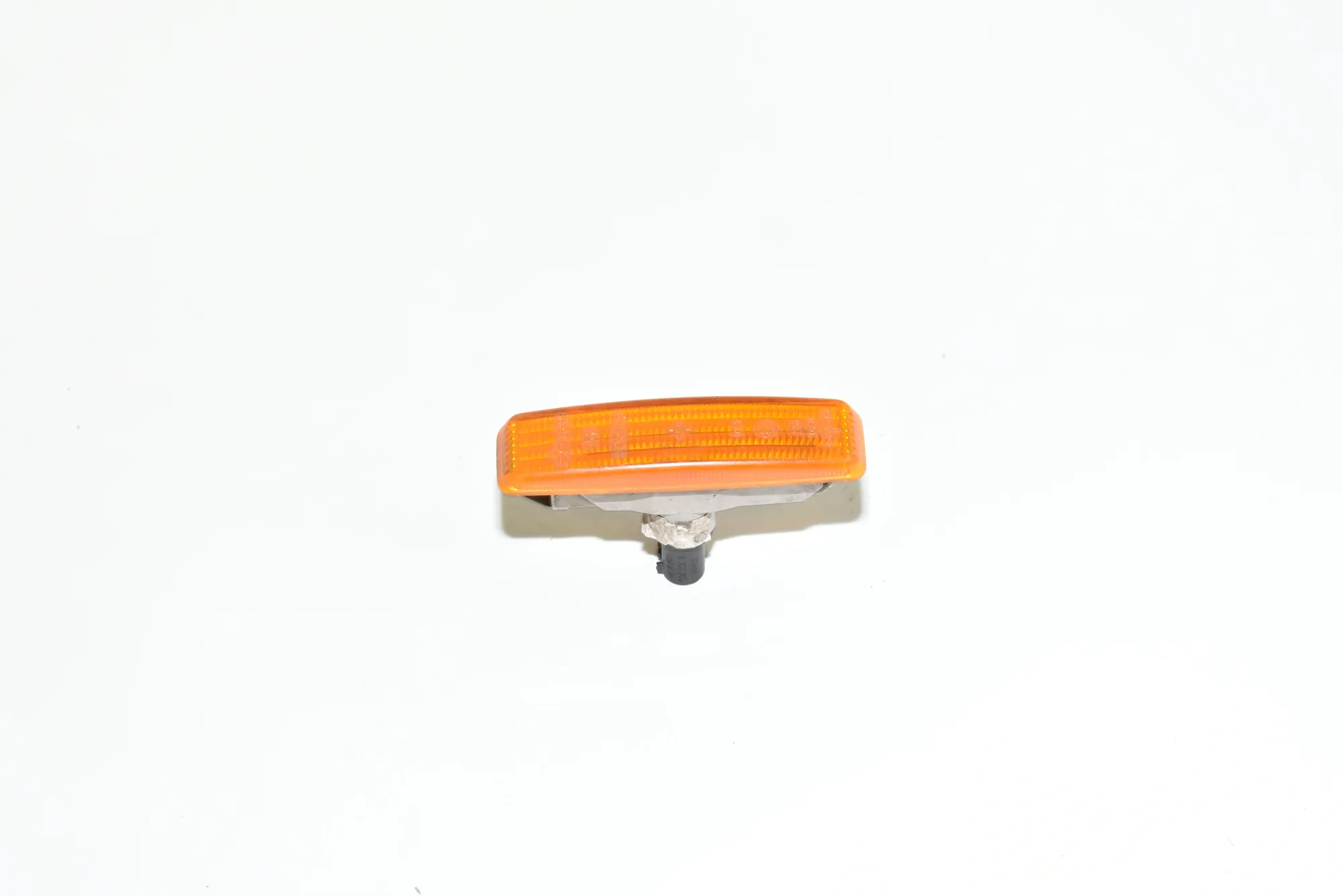 Front Left Fender Turn Signal – OEM 8360589 · BMW 5 Touring (E39) BMW 5 Touring (E39) 530 d 2002