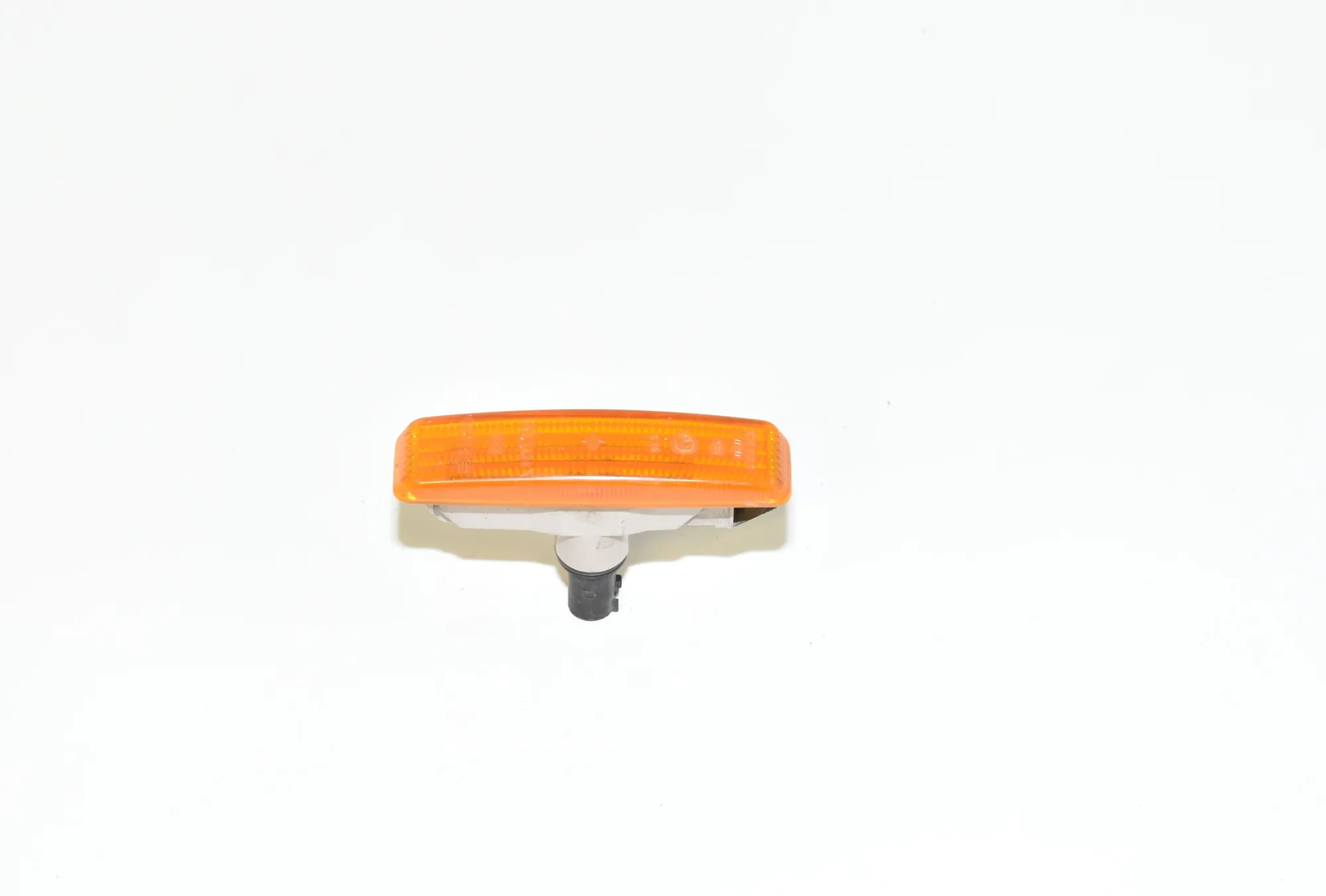 Front Right Fender Turn Signal – OEM 8360589 · BMW 5 Touring (E39) BMW 5 Touring (E39) 530 d 2002