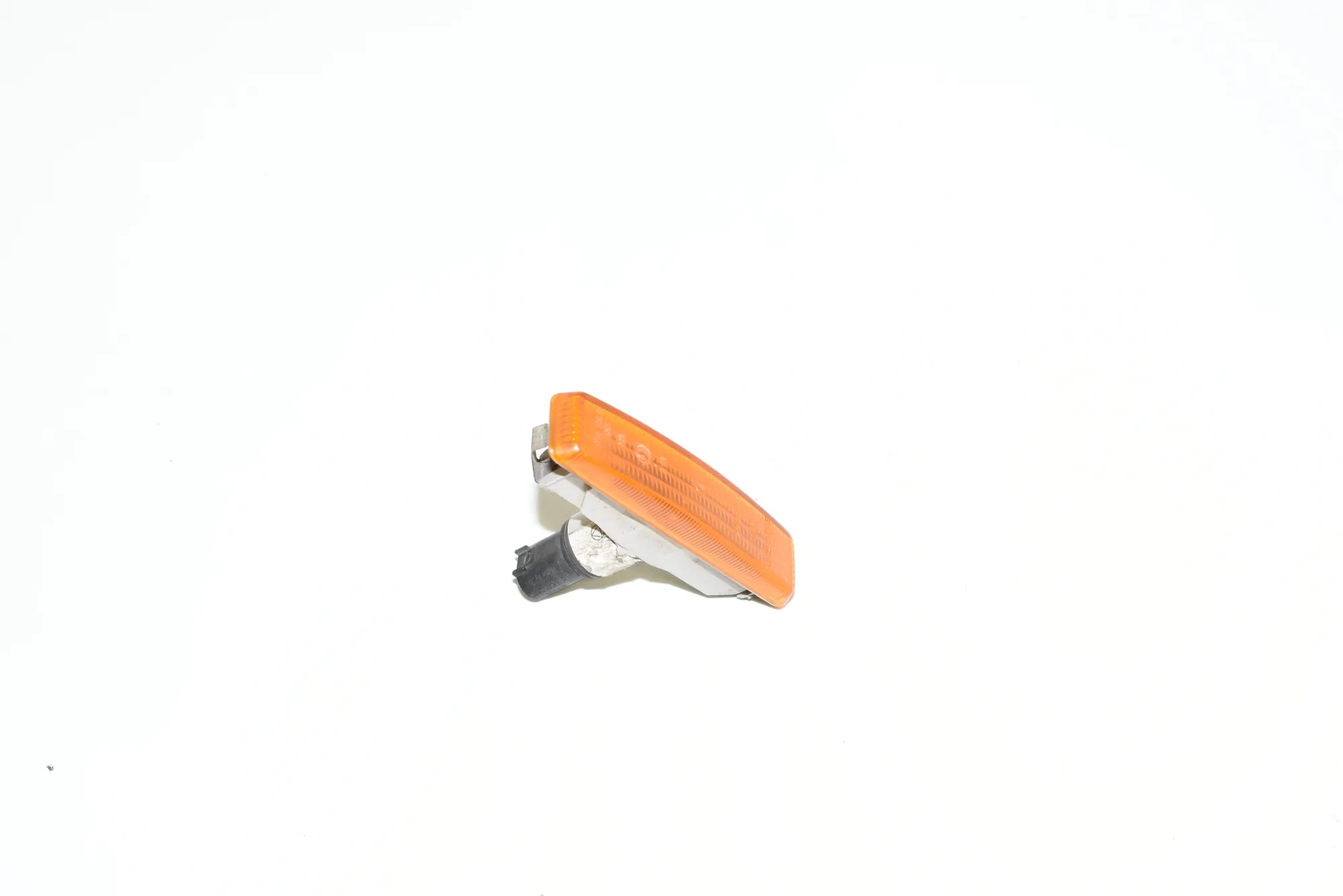 Front Right Fender Turn Signal – OEM 8360589 · BMW 5 Touring (E39) BMW 5 Touring (E39) 530 d 2002 – 2