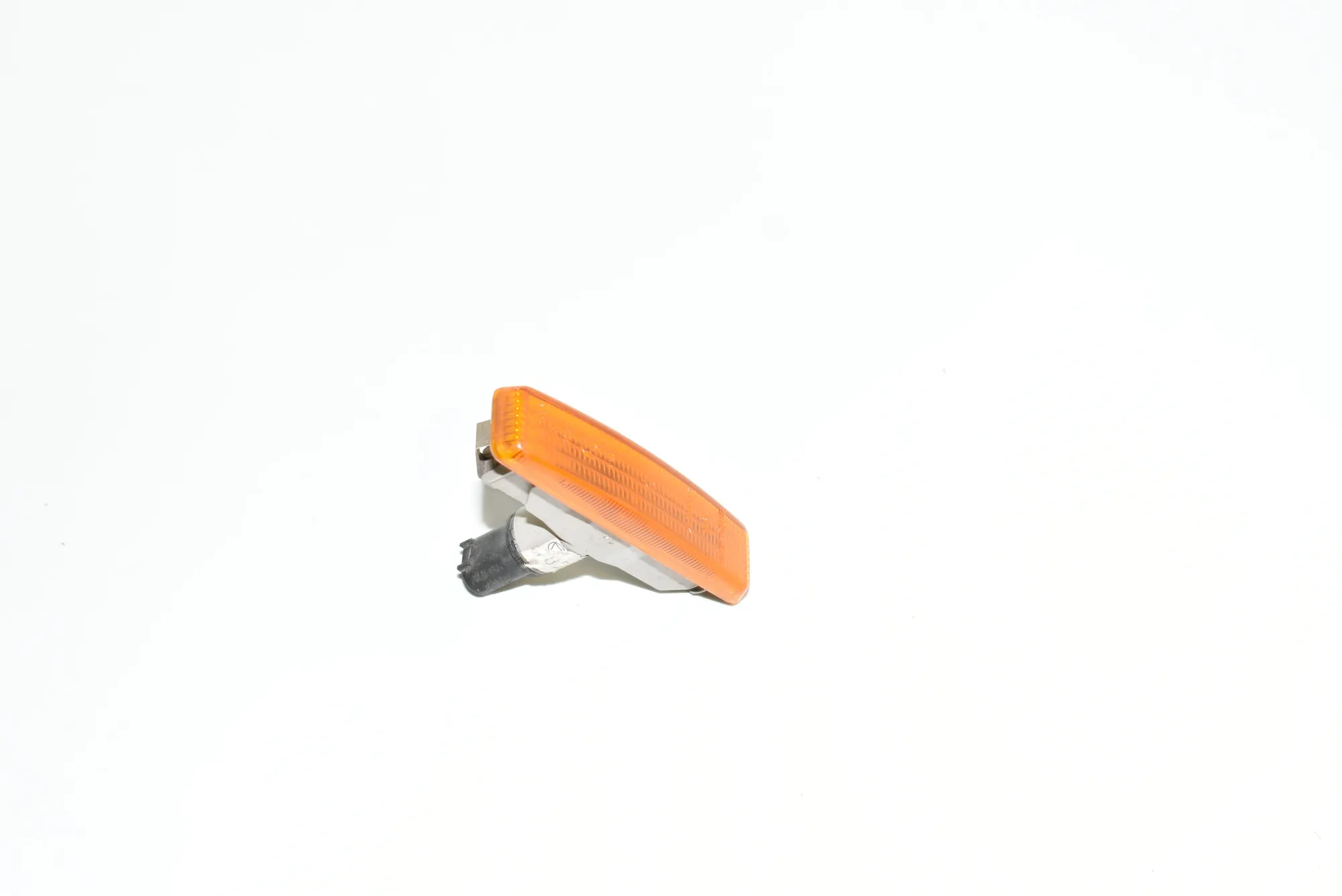 Front Right Fender Turn Signal – OEM 8360589 · BMW 5 Touring (E39) BMW 5 Touring (E39) 530 d 2002 – 2