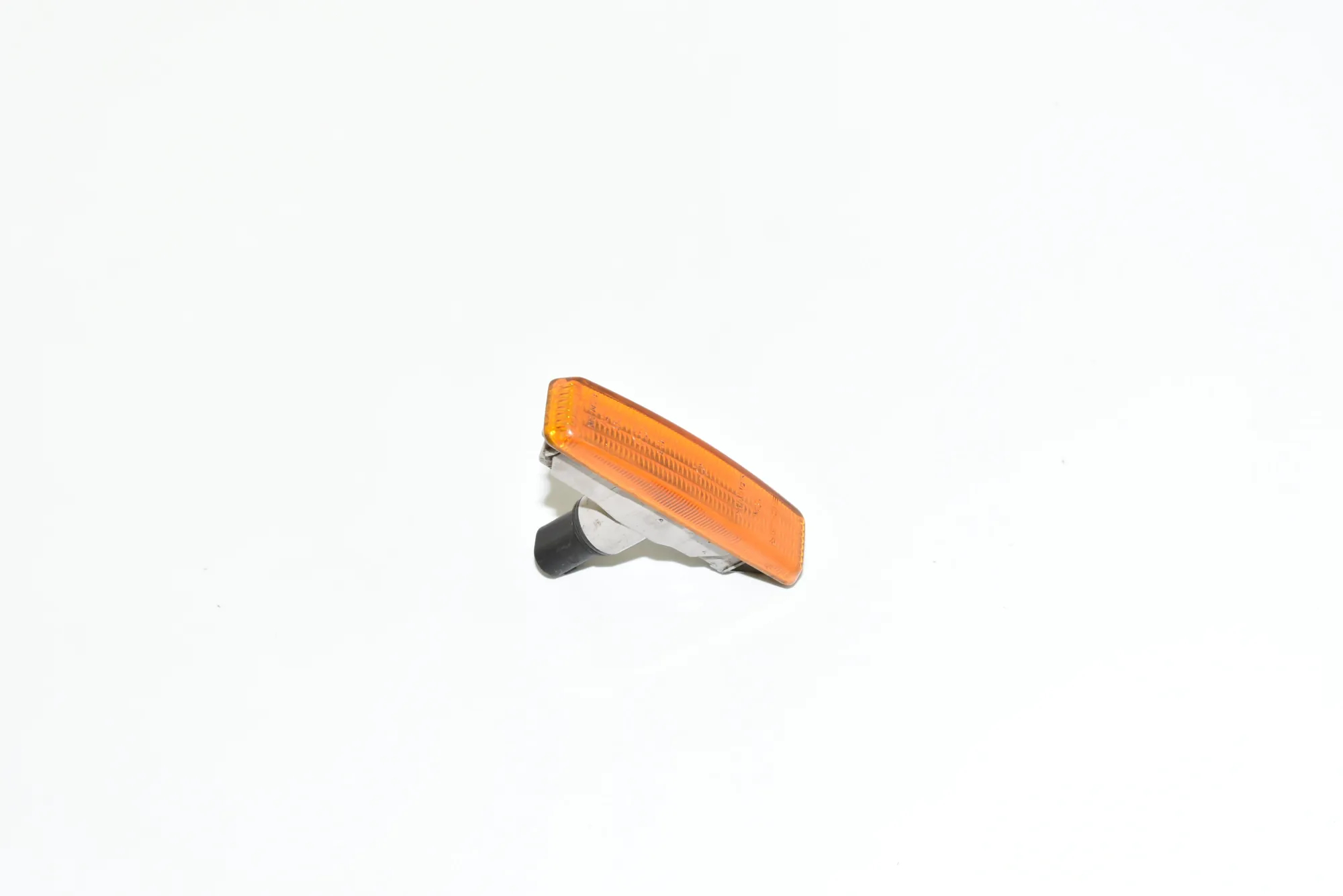 Front Right Fender Turn Signal – OEM 8360589 · BMW 5 Touring (E39) BMW 5 Touring (E39) 530 d 2002 – 2