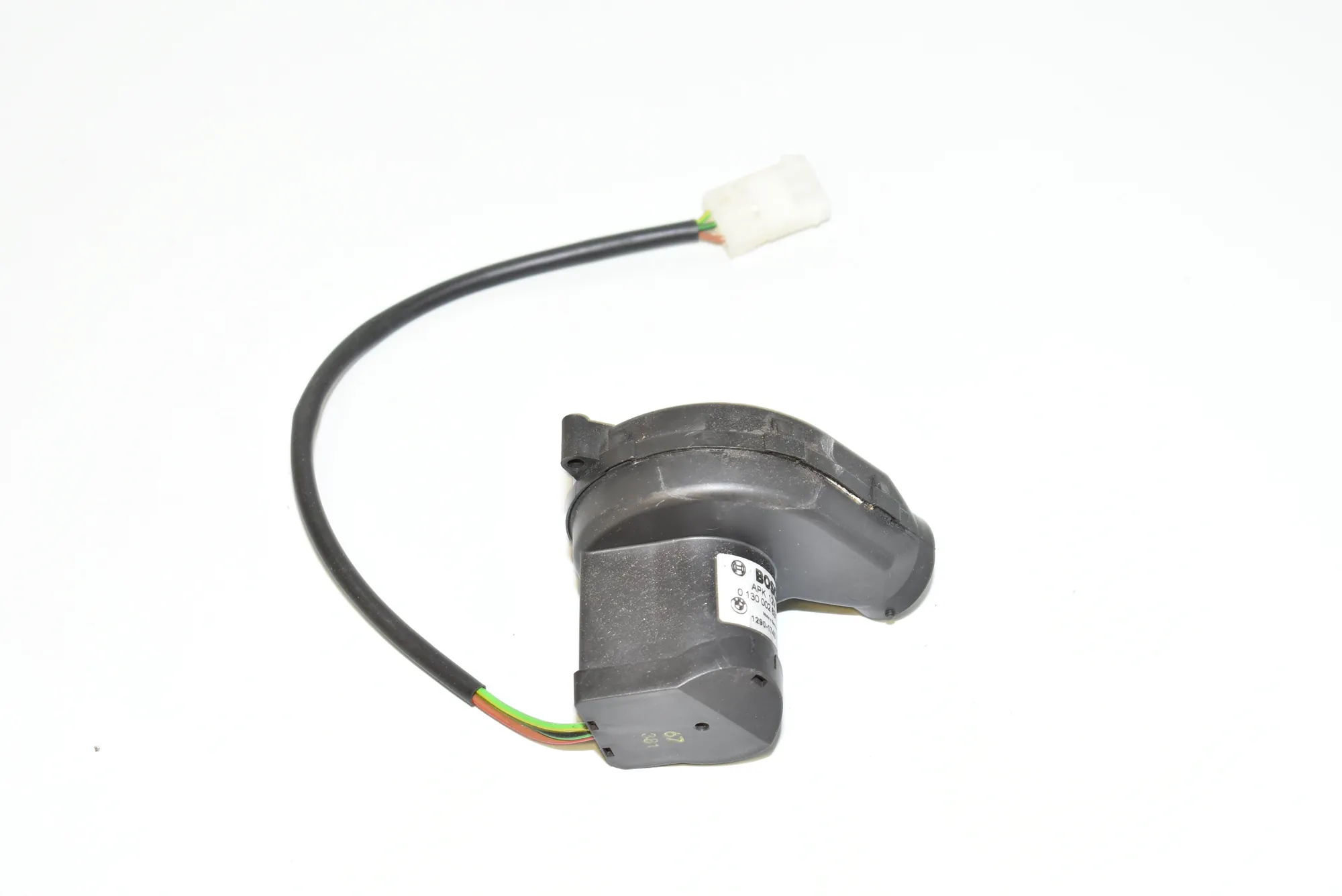 Other Control Units – OEM 0130002831 · BMW 5 Touring (E39) BMW 5 Touring (E39) 530 d 2001 – 2