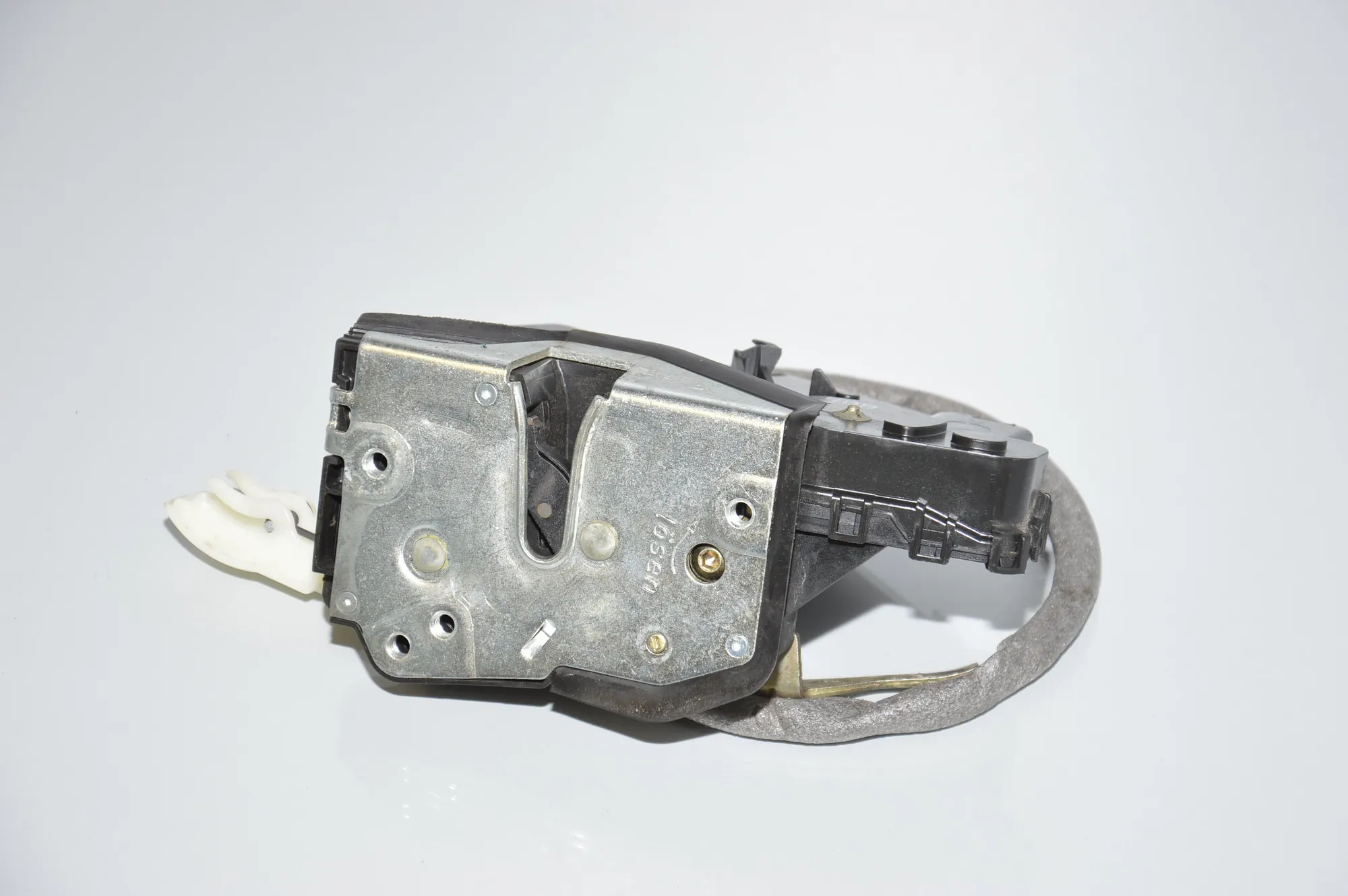 Front Right Door Lock – OEM 408BTR · BMW 3 (E46) BMW 3 (E46) 330 d 2003 – 3