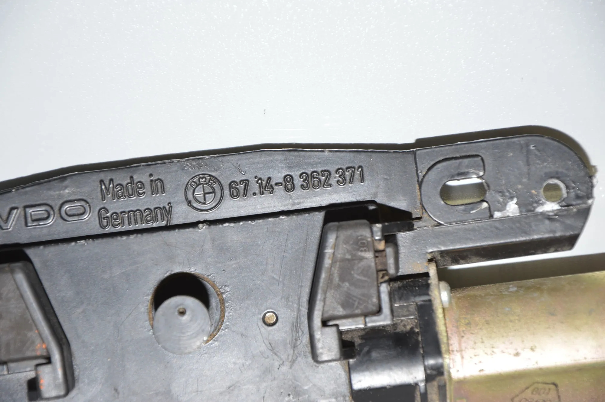 Tailgate Boot Lock – OEM 8362371 · BMW 5 Touring (E39) BMW 5 Touring (E39) 520 d 2000 – 5
