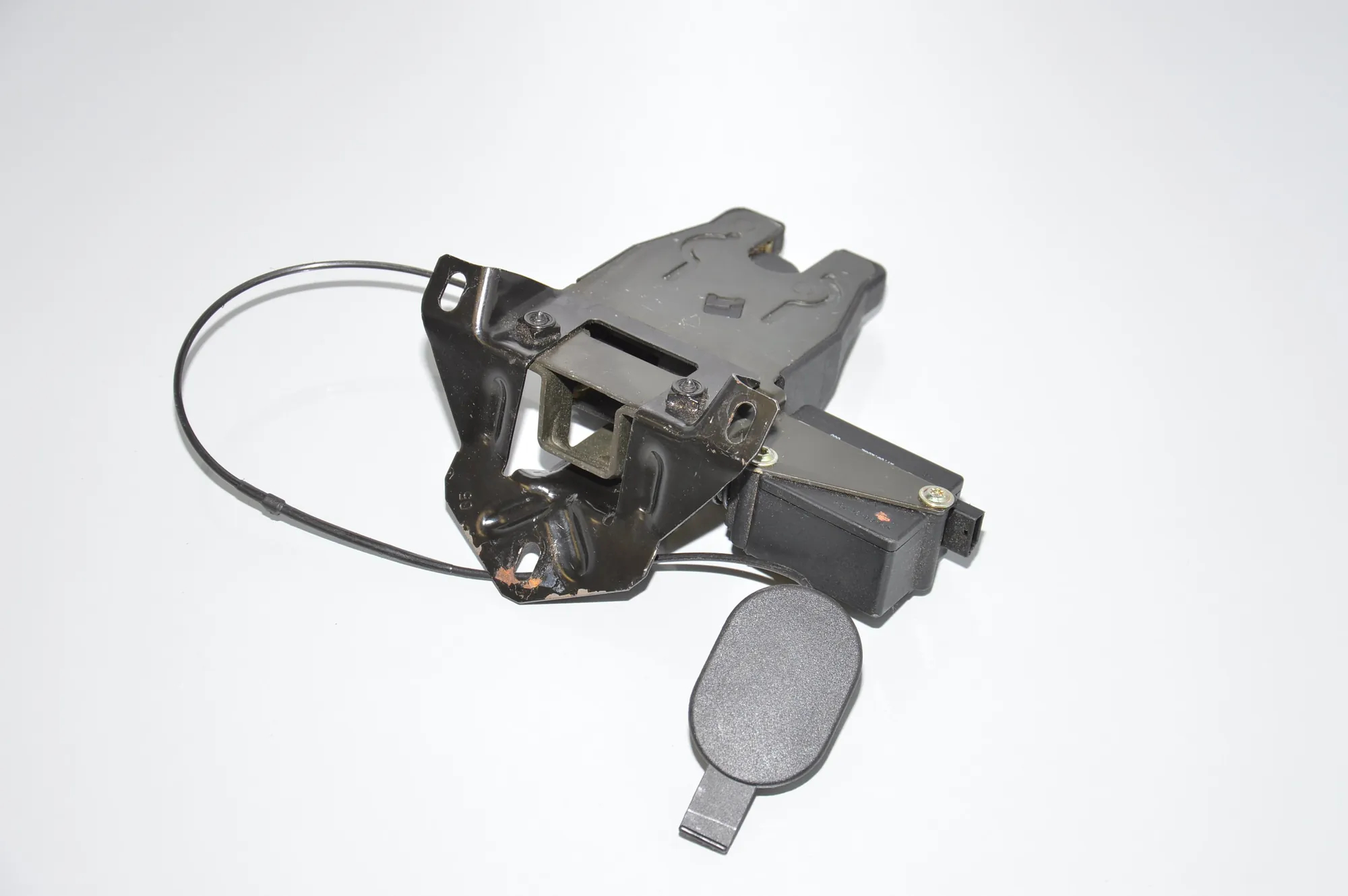 Tailgate Boot Lock – OEM 8168892 · BMW 5 Touring (E39) BMW 5 Touring (E39) 520 d 2000 – 4