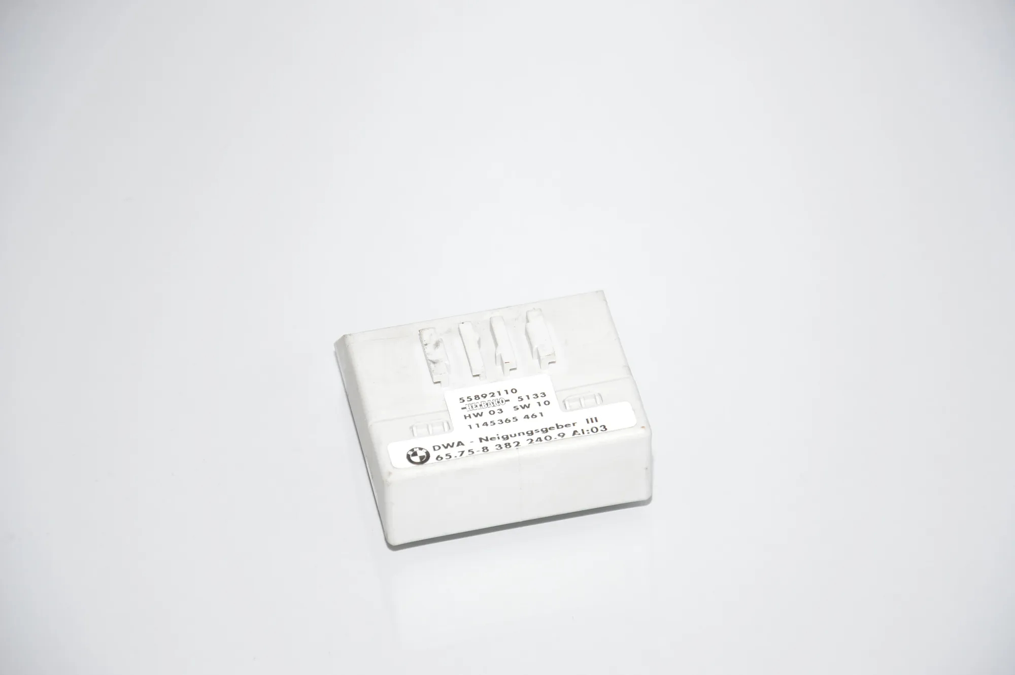 Other Control Units – OEM 8382240 · BMW 3 Touring (E46) BMW 3 Touring (E46) 316 i 2002