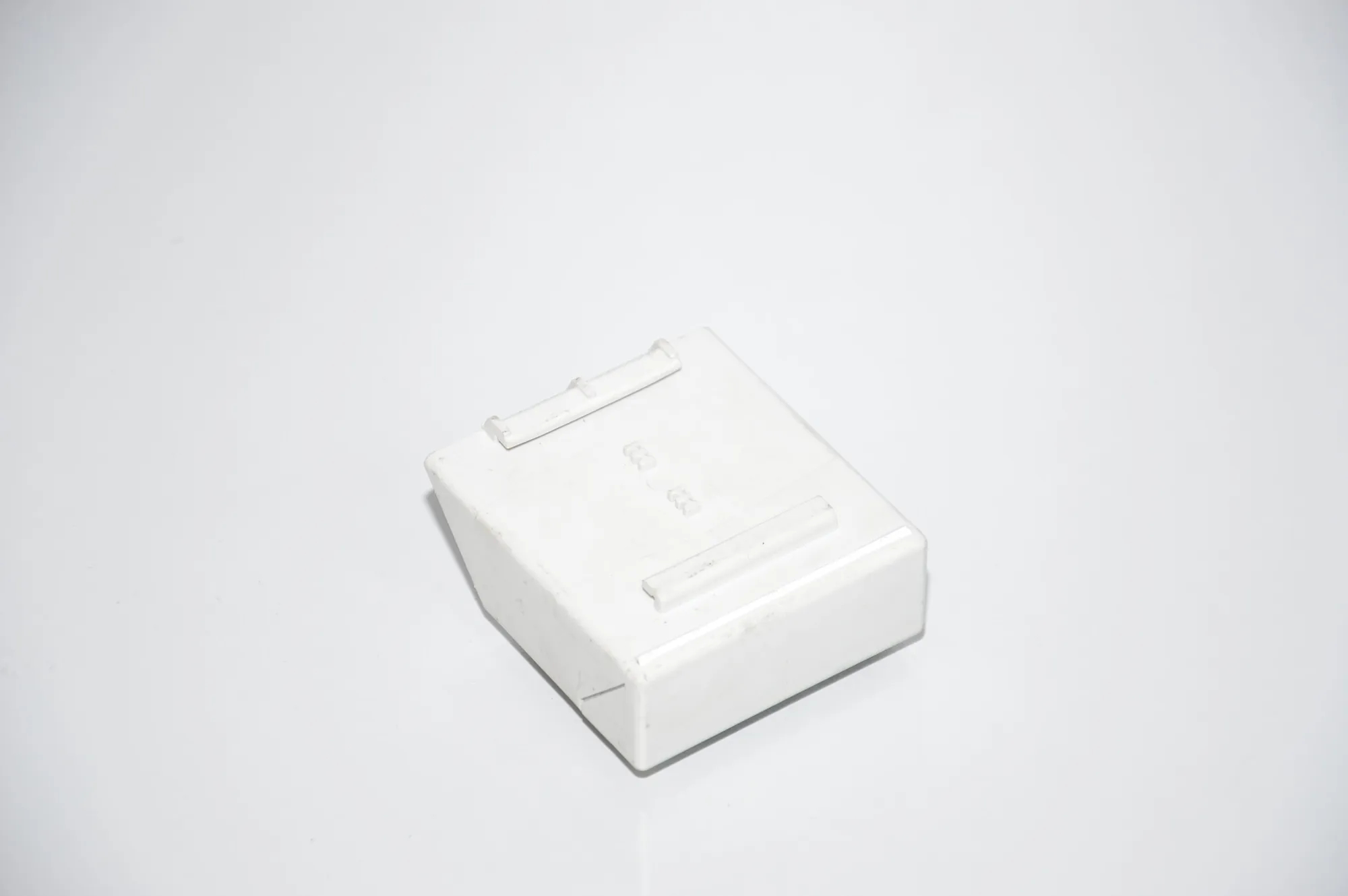 Other Control Units – OEM 8382240 · BMW 3 Touring (E46) BMW 3 Touring (E46) 316 i 2002 – 2