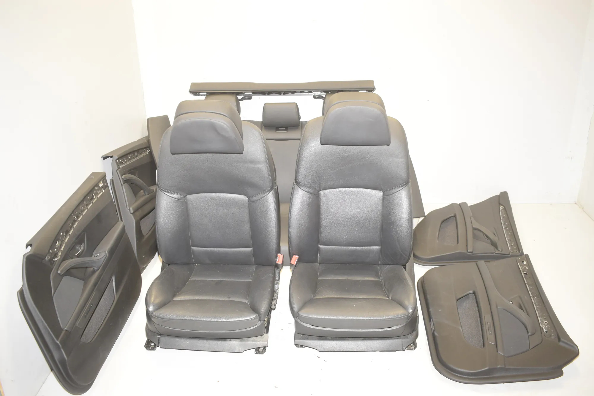 Seat set · BMW 5 Touring (F11) 530 d 2012