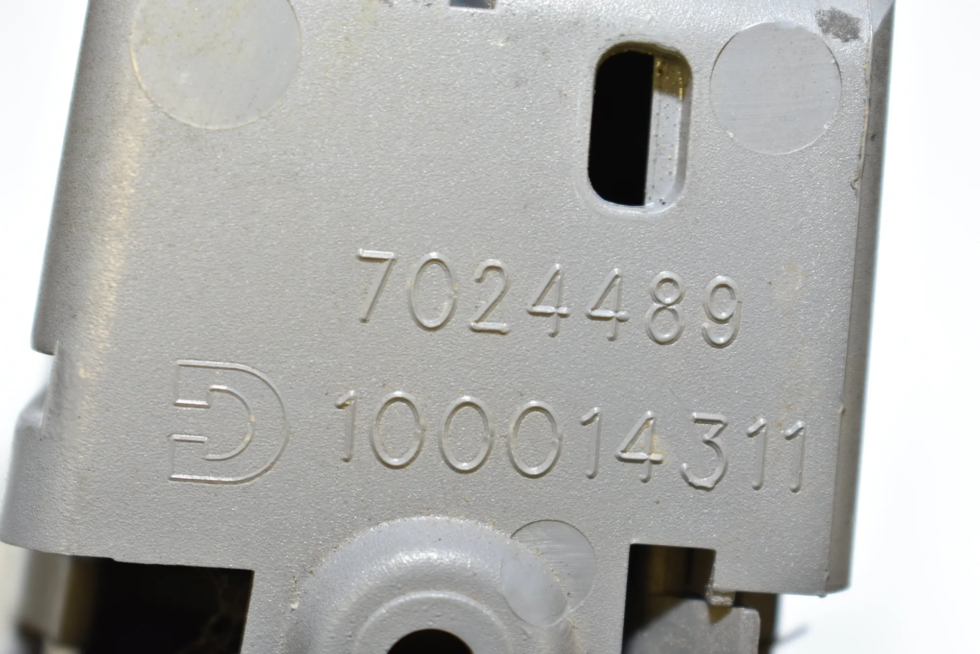 Rear Left Door Window Switch – OEM 8379597 · BMW 7 (E65, E66, E67) BMW 7 (E65, E66, E67) 730 i, Li 2004 – 5
