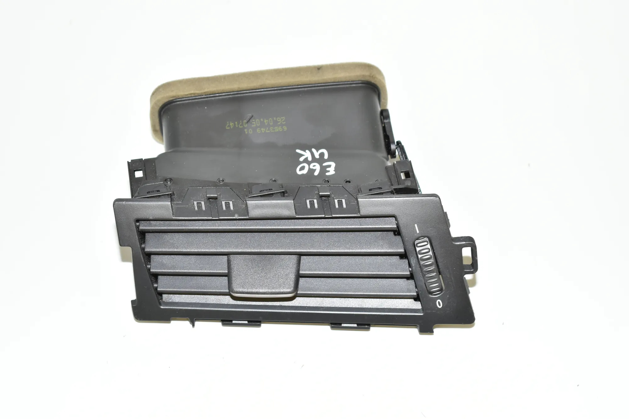 Dashboard Air Vents – OEM 6953749 · BMW 5 (E60) BMW 5 (E60) 530 d 2005