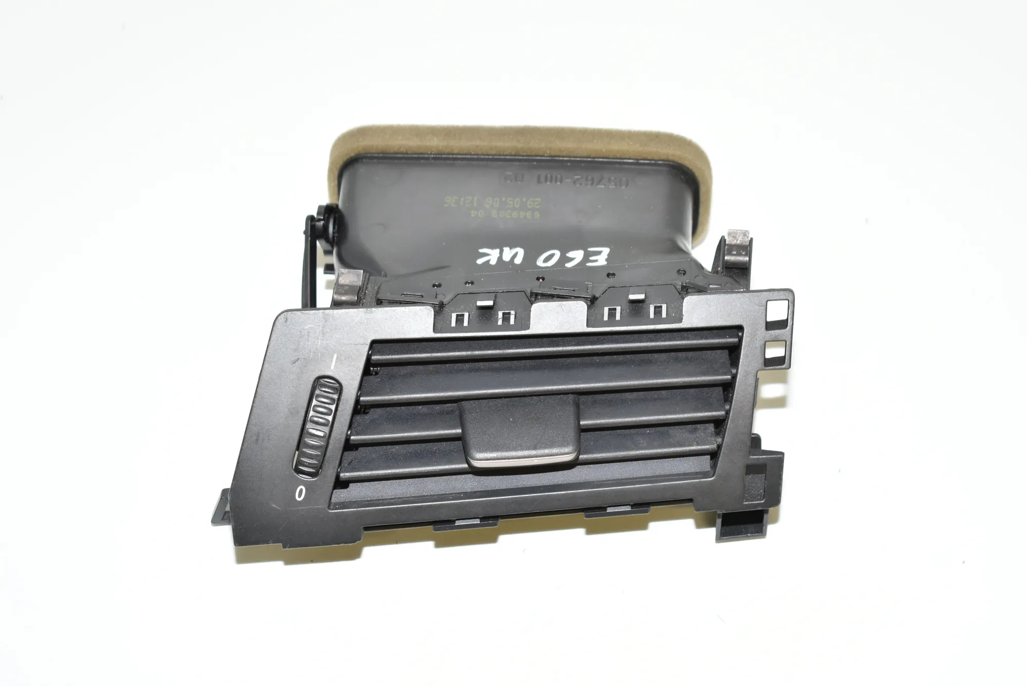 Dashboard Air Vents – OEM 6949303 · BMW 5 (E60) BMW 5 (E60) 530 d 2006
