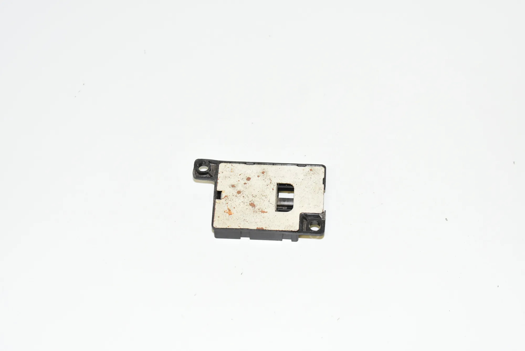Antenna – OEM 8387422 · BMW 7 (E65, E66, E67) BMW 7 (E65, E66, E67) 745 i, Li 2004 – 3