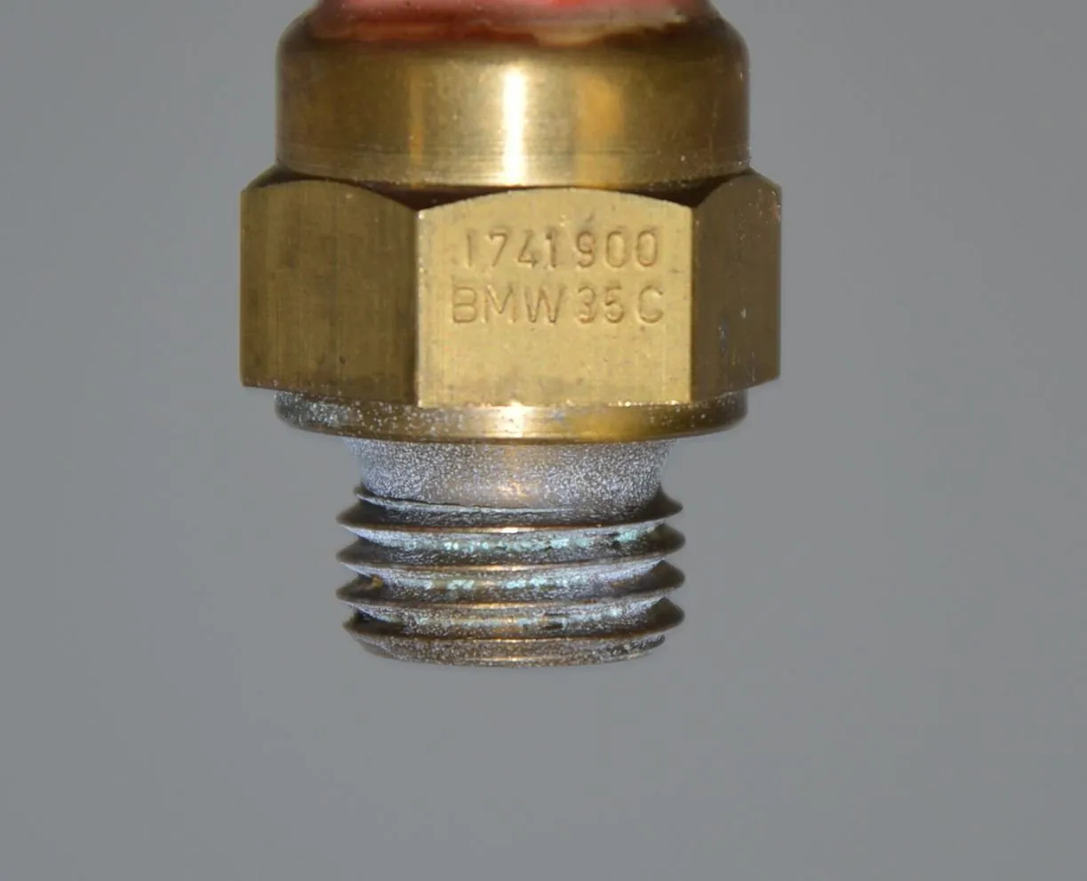 Temperature Sensor – OEM 1741900 · BMW 5 (E60) BMW 5 (E60) 520 i 2003 – 6
