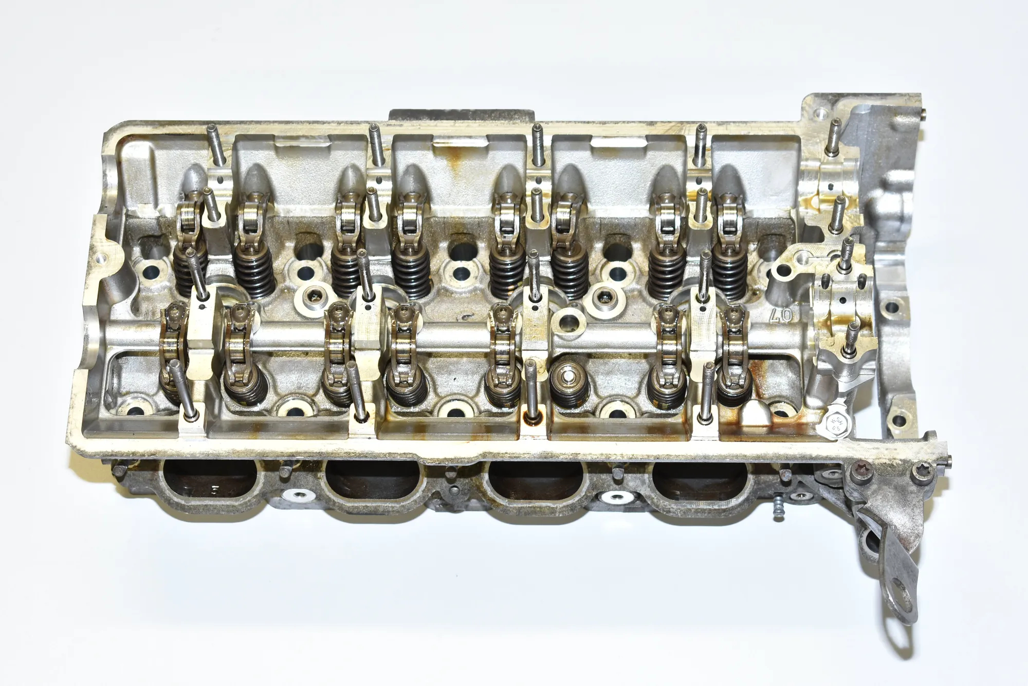 Left Side Engine Head – OEM 7542613 · BMW 7 (E65, E66, E67) BMW 7 (E65, E66, E67) 750 i, Li 2007