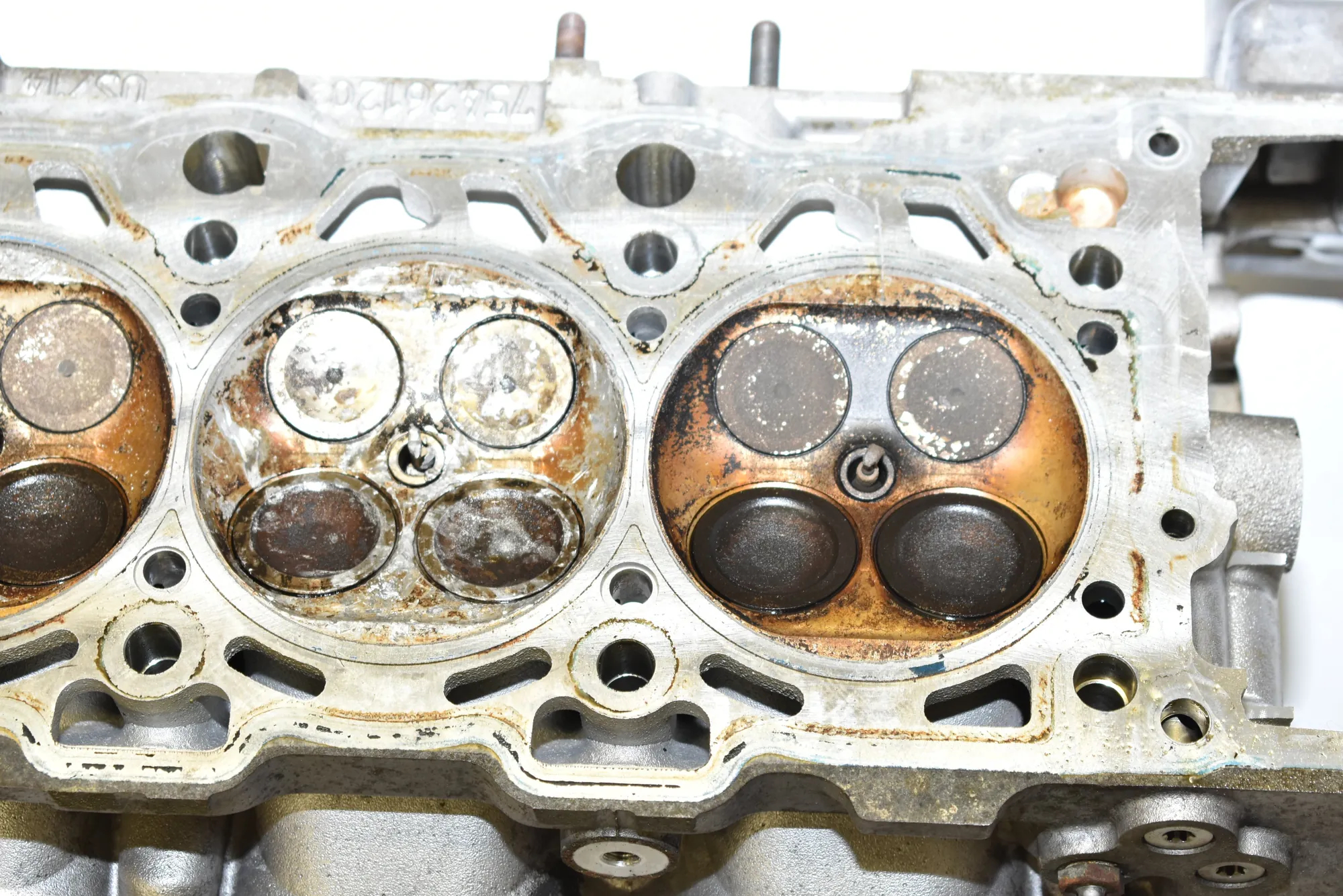 Right Side Engine Head – OEM 7542612 · BMW 7 (E65, E66, E67) BMW 7 (E65, E66, E67) 750 i, Li 2007 – 4