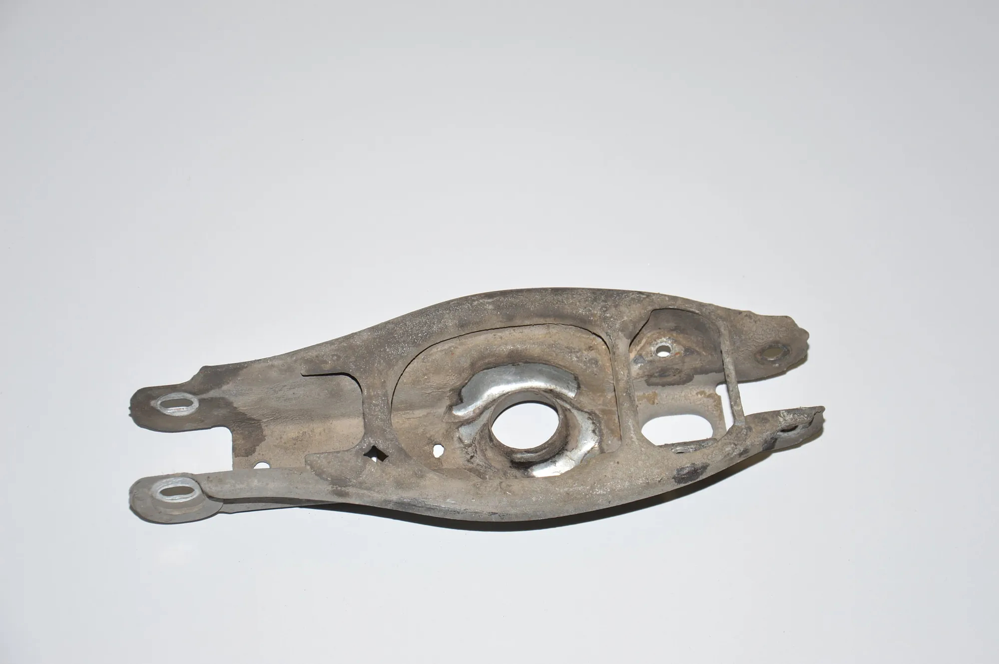 Rear Left Lower Control Arm · BMW 1 Cabrio (E88) 120 d 2008
