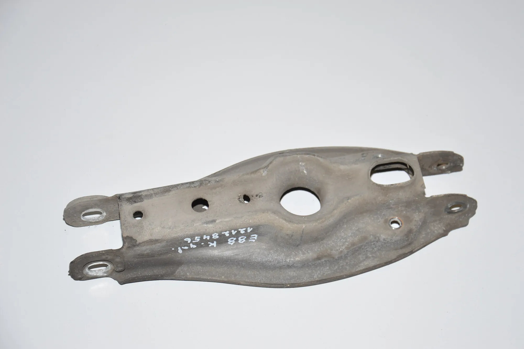 Rear Left Lower Control Arm · BMW 1 Cabrio (E88) 120 d 2008 – 4