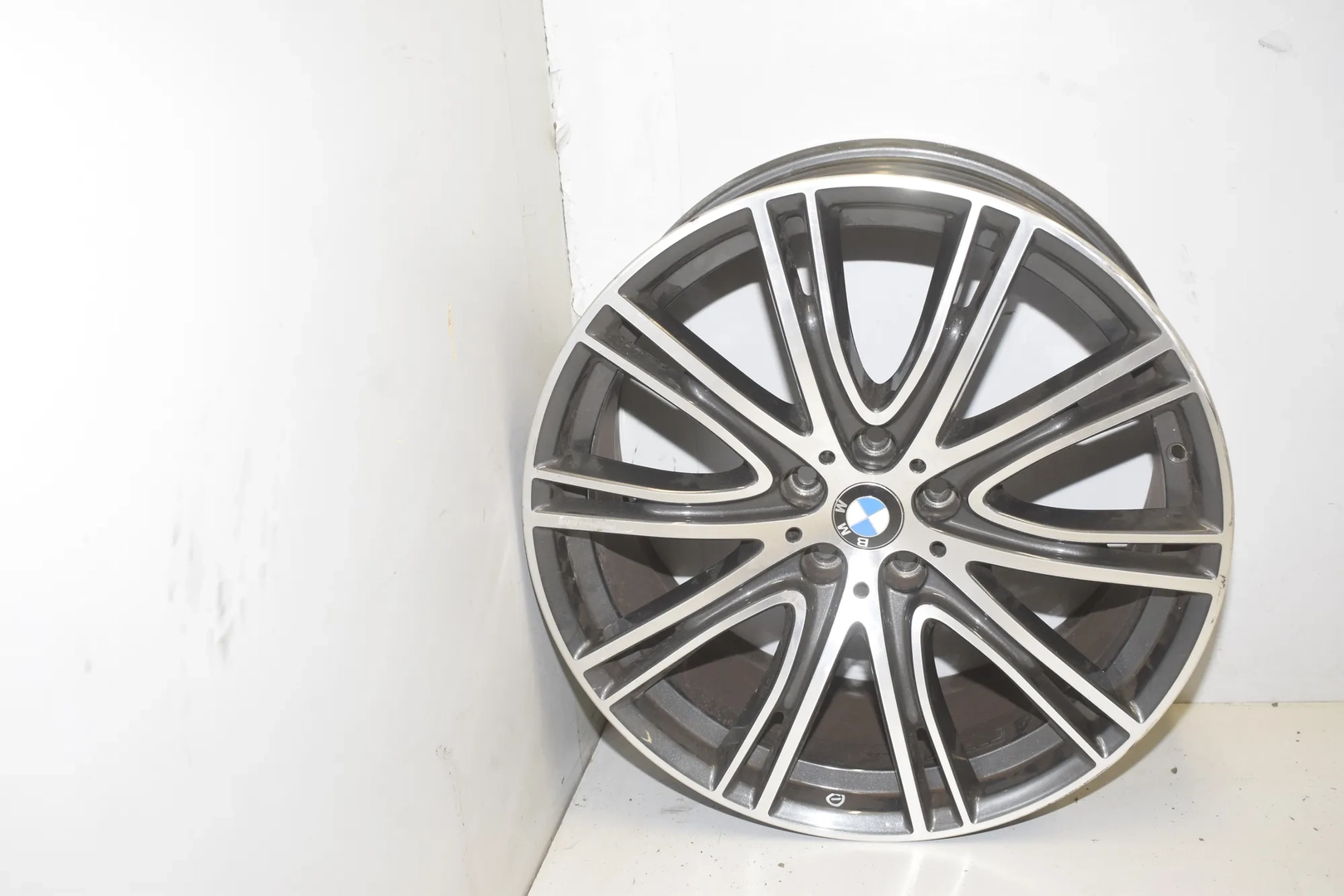 Alloy Wheel – OEM 8053502 · BMW 5 (G30) (2016 - -) 540 i 2017