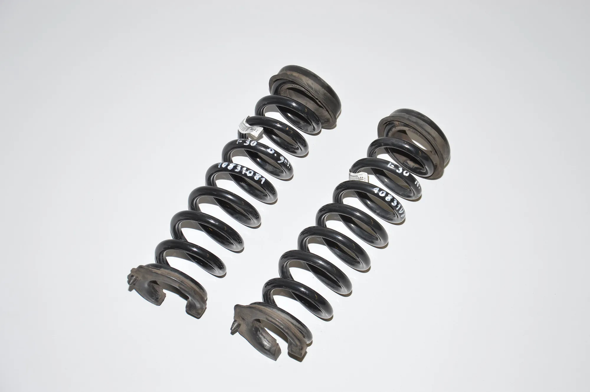 Rear Right Coil Spring · BMW 3 (F30, F80) 330 d xDrive 2014