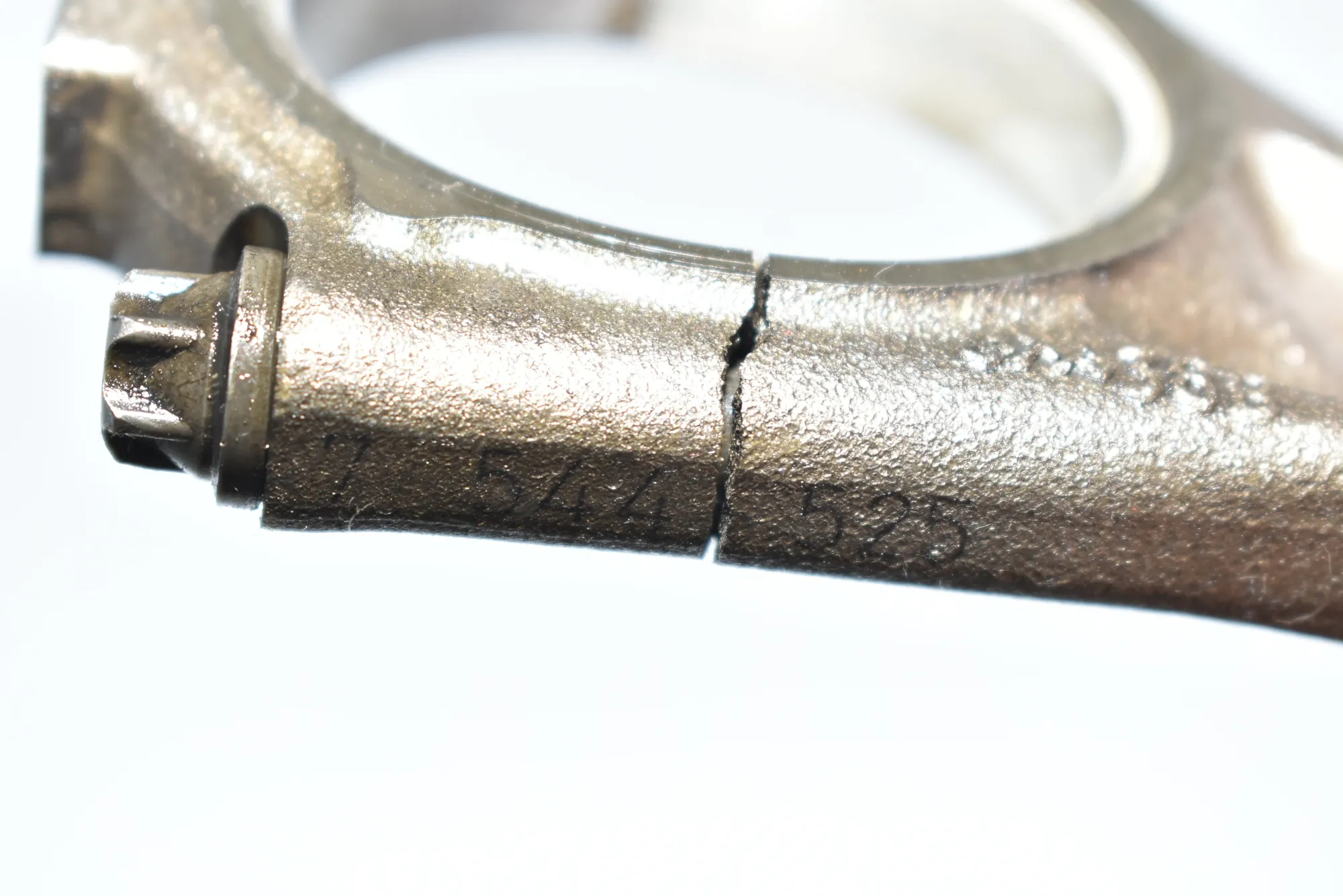 Piston – OEM 7544525 · BMW 7 (E65, E66, E67) BMW 7 (E65, E66, E67) 750 i, Li 2006 – 4