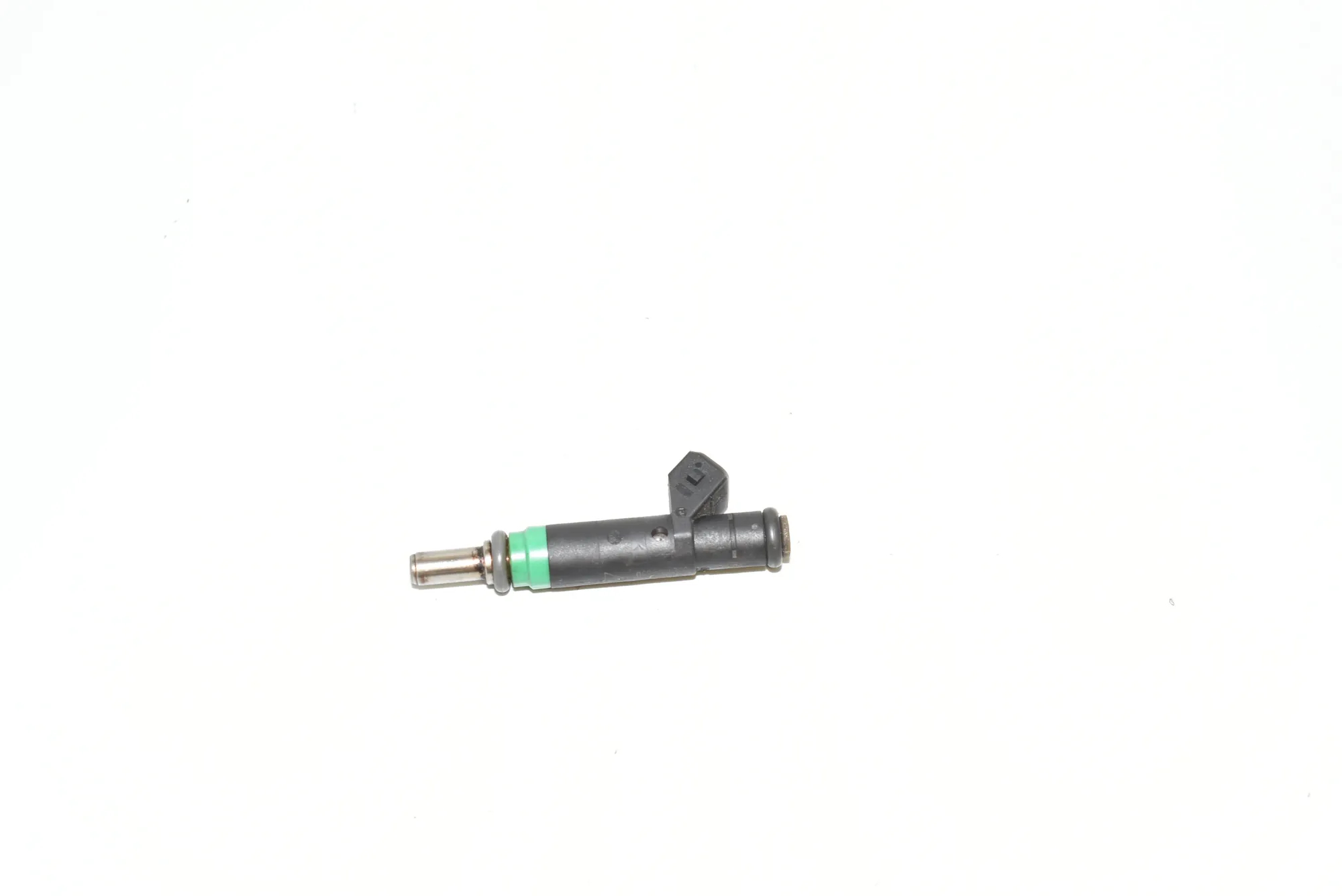 Fuel Injector – OEM 7525721 · BMW 7 (E65, E66, E67) BMW 7 (E65, E66, E67) 750 i, Li 2006 – 2