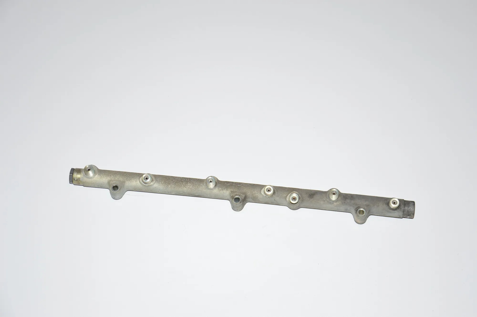 Fuel Rail – OEM 0445216002 · BMW 5 Touring (E39) 530 d 2000