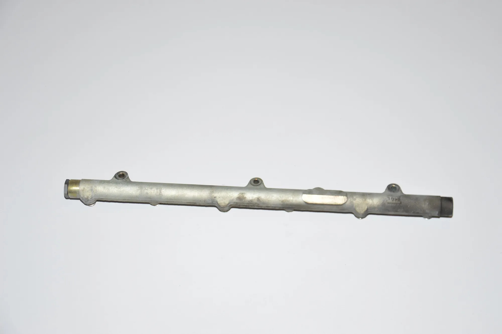 Fuel Rail – OEM 0445216002 · BMW 5 Touring (E39) 530 d 2000 – 2