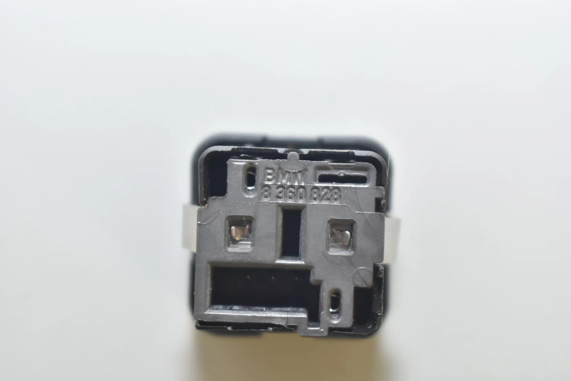 Switches – OEM 8360828 · BMW 5 Touring (E39) 530 d 2000 – 4