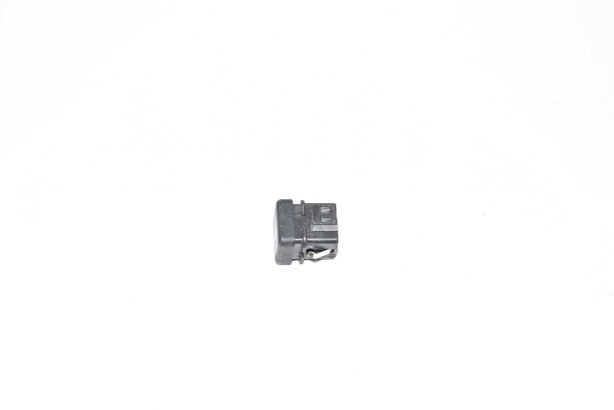 Switches – OEM 8360828 · BMW 5 Touring (E39) 530 d 2000 – 2
