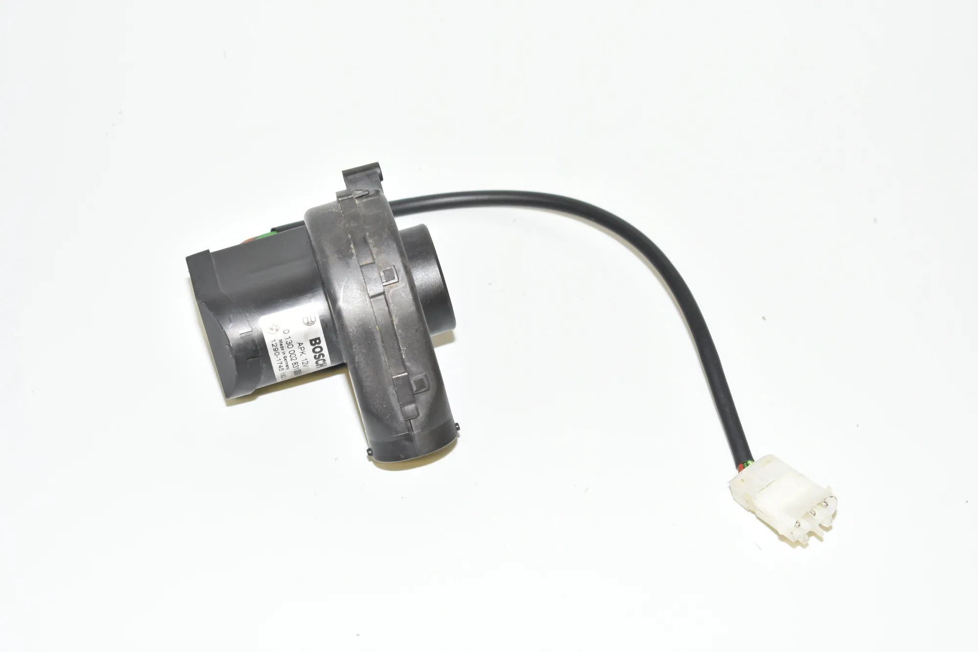 Other Control Units – OEM 0130002831 · BMW 5 Touring (E39) 530 d 2000