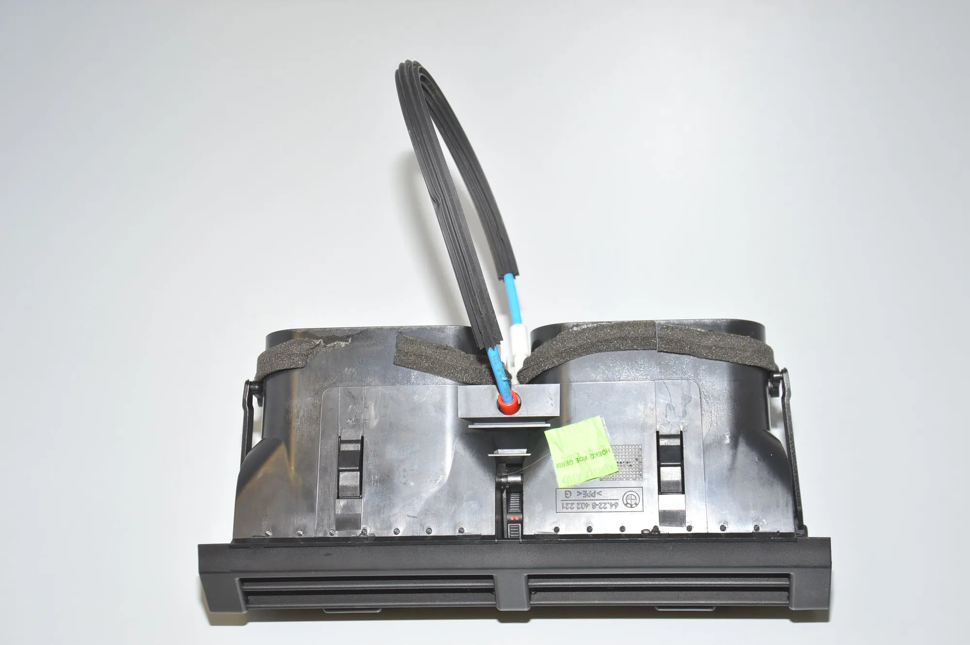 Dashboard Air Vents – OEM 8402221 · BMW X5 (E53) 4.6 is 2002 – 4