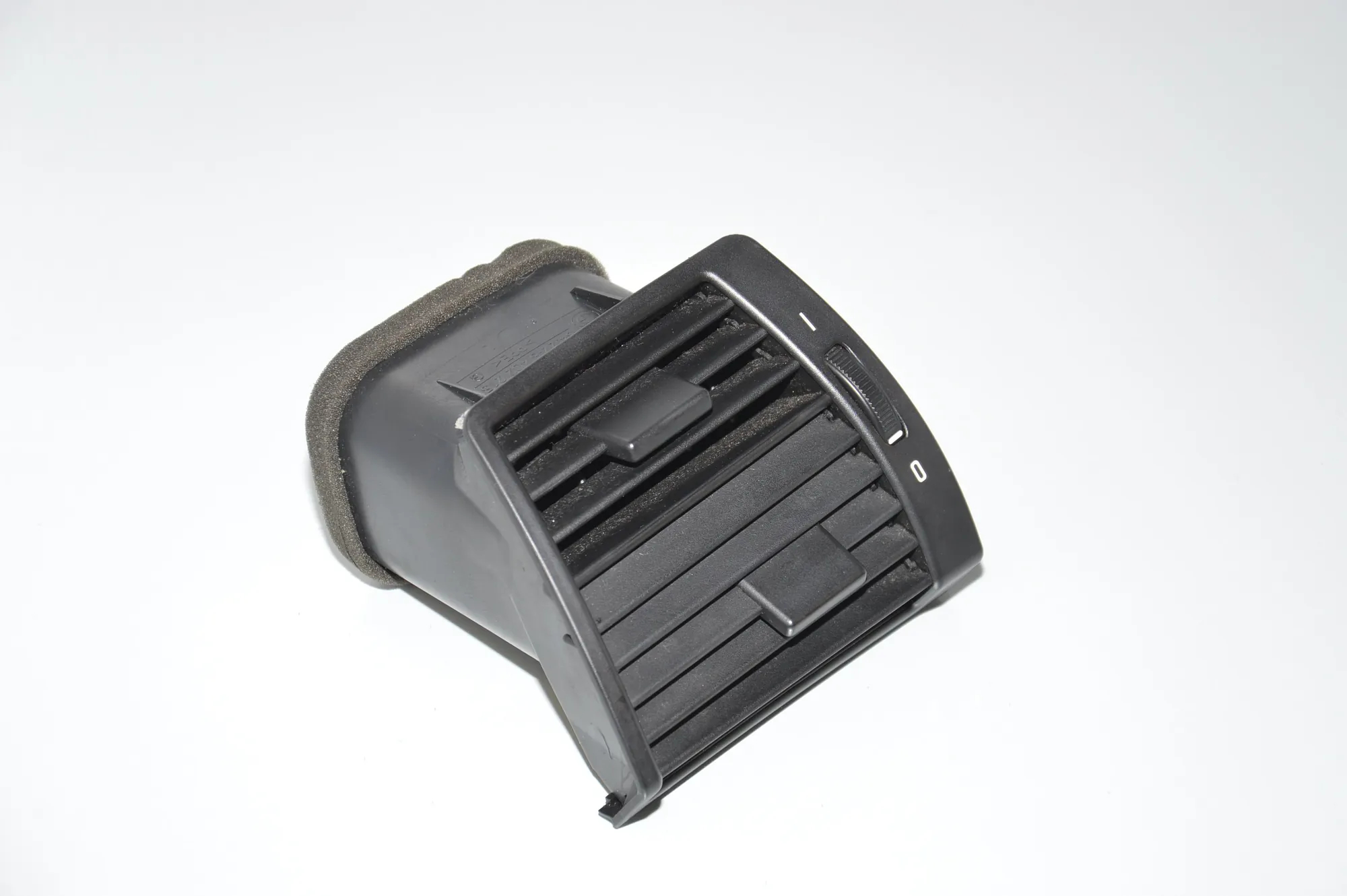 Dashboard Air Vents – OEM 8402215 · BMW X5 (E53) 4.6 is 2002