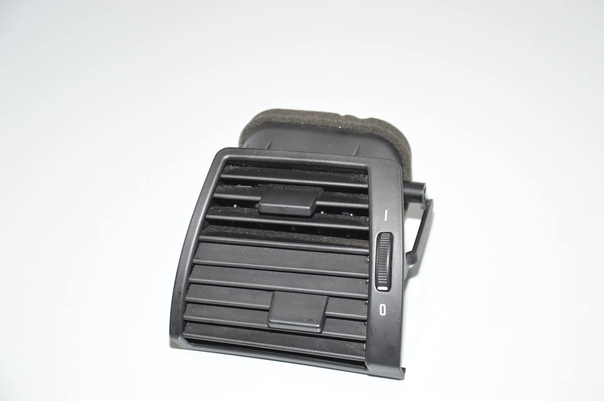 Dashboard Air Vents – OEM 8402215 · BMW X5 (E53) 4.6 is 2002 – 2