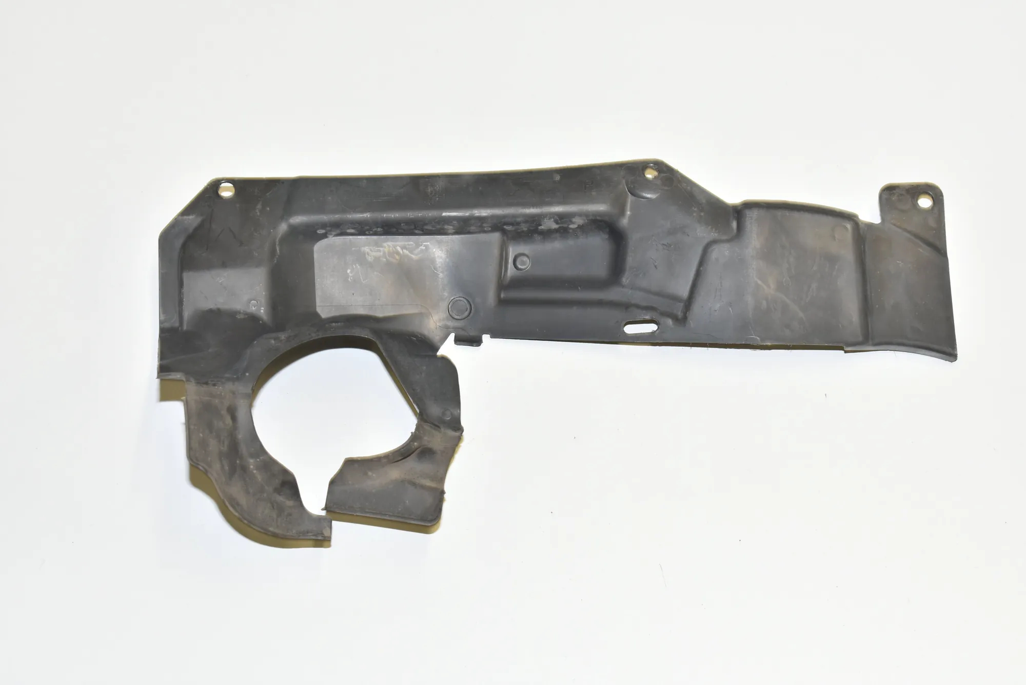 Control Arm Cover – OEM 7131712 · BMW 1 Cabrio (E88) 120 d 2008 – 2