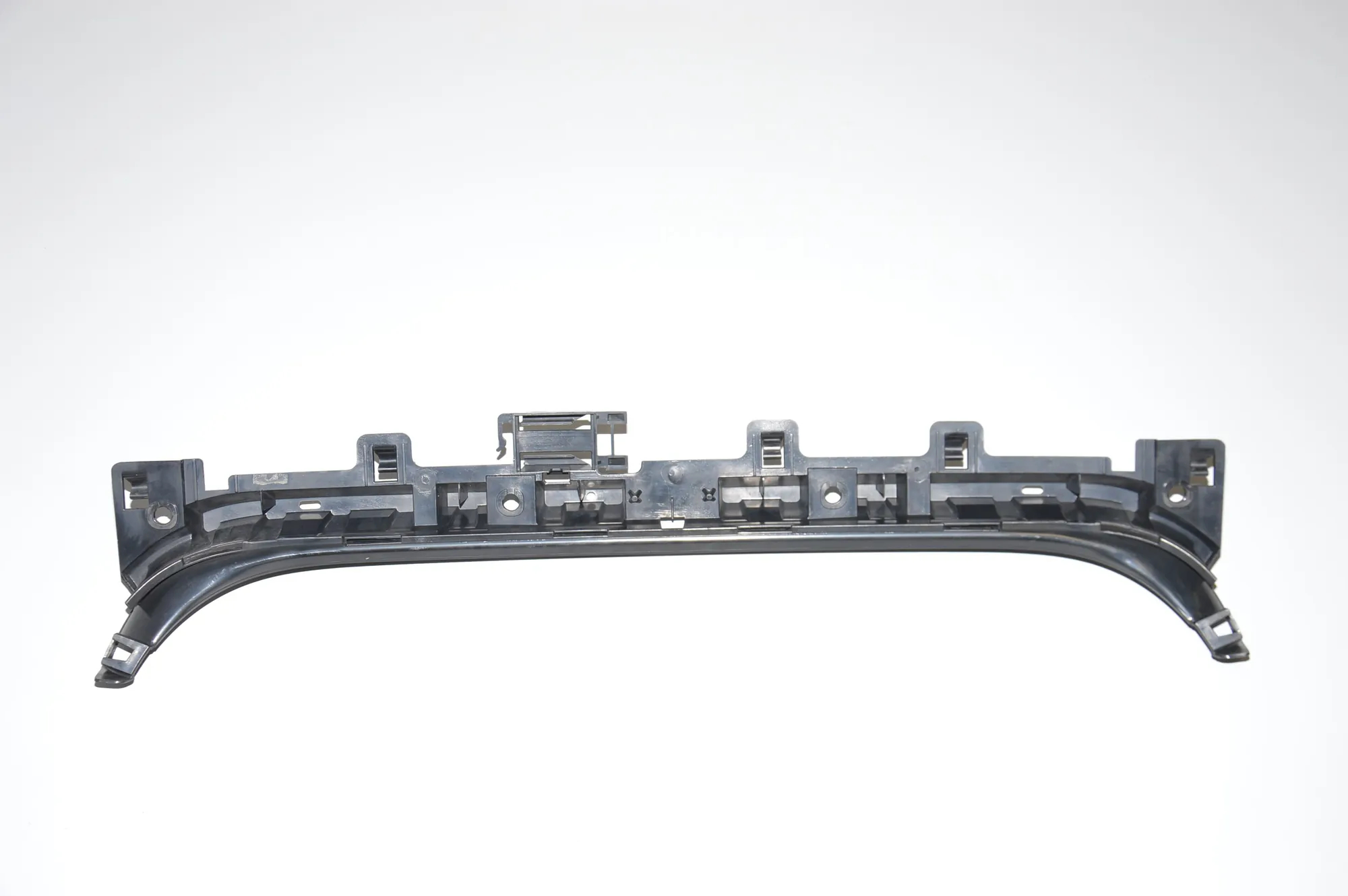 Rear Bumper Middle Bracket – OEM 7058522 · BMW 3 (E90) 318 d 2009