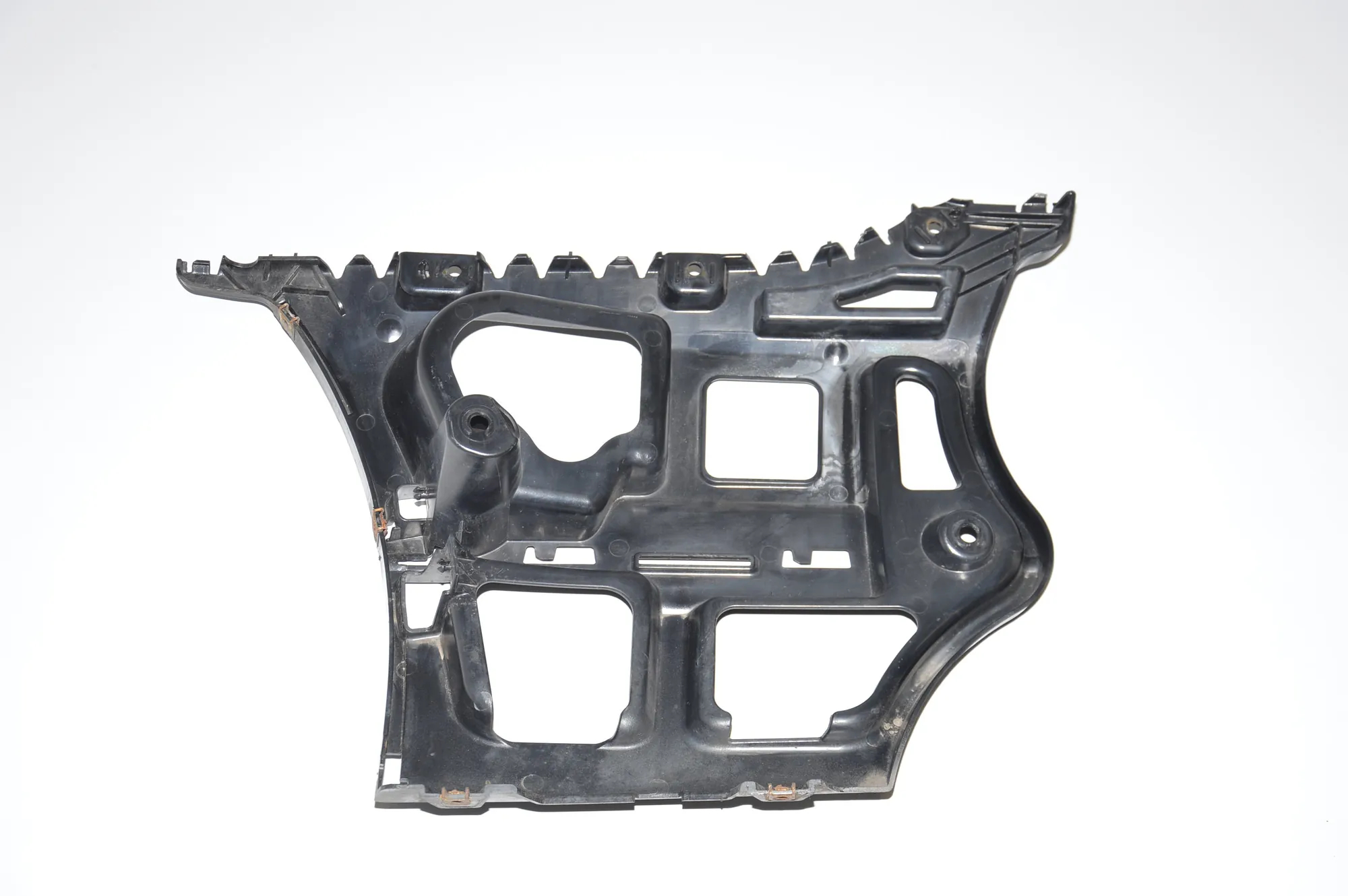 Rear Right Bumper Bracket – OEM 7202668 · BMW 3 (E90) 318 d 2009