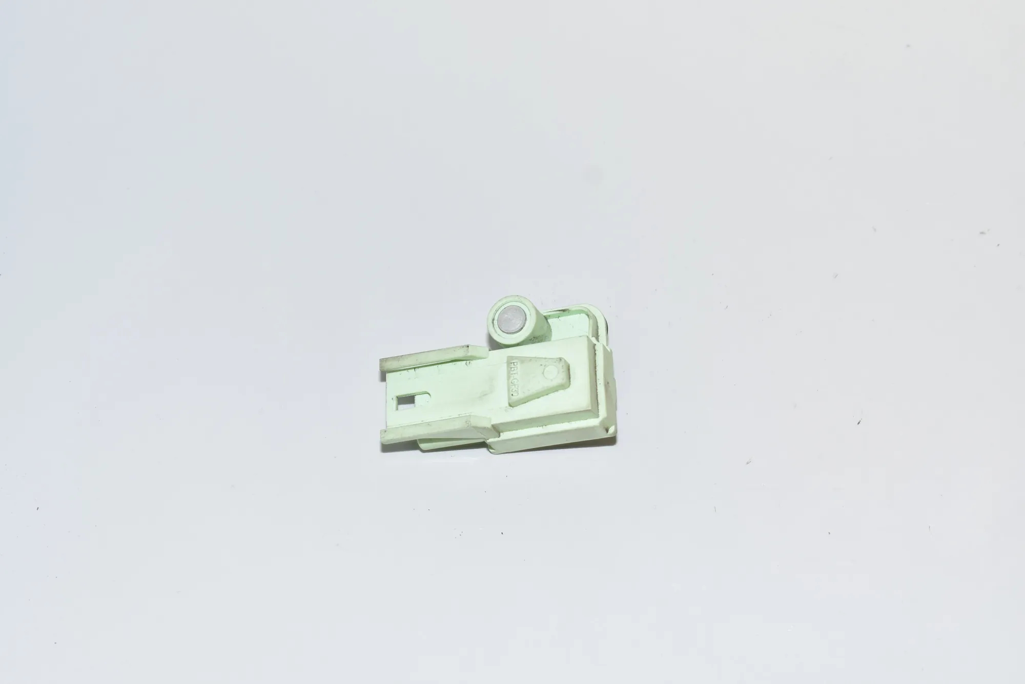 Left Side Impact Sensor – OEM 9118167 · BMW 1 Cabrio (E88) 120 d 2008 – 3