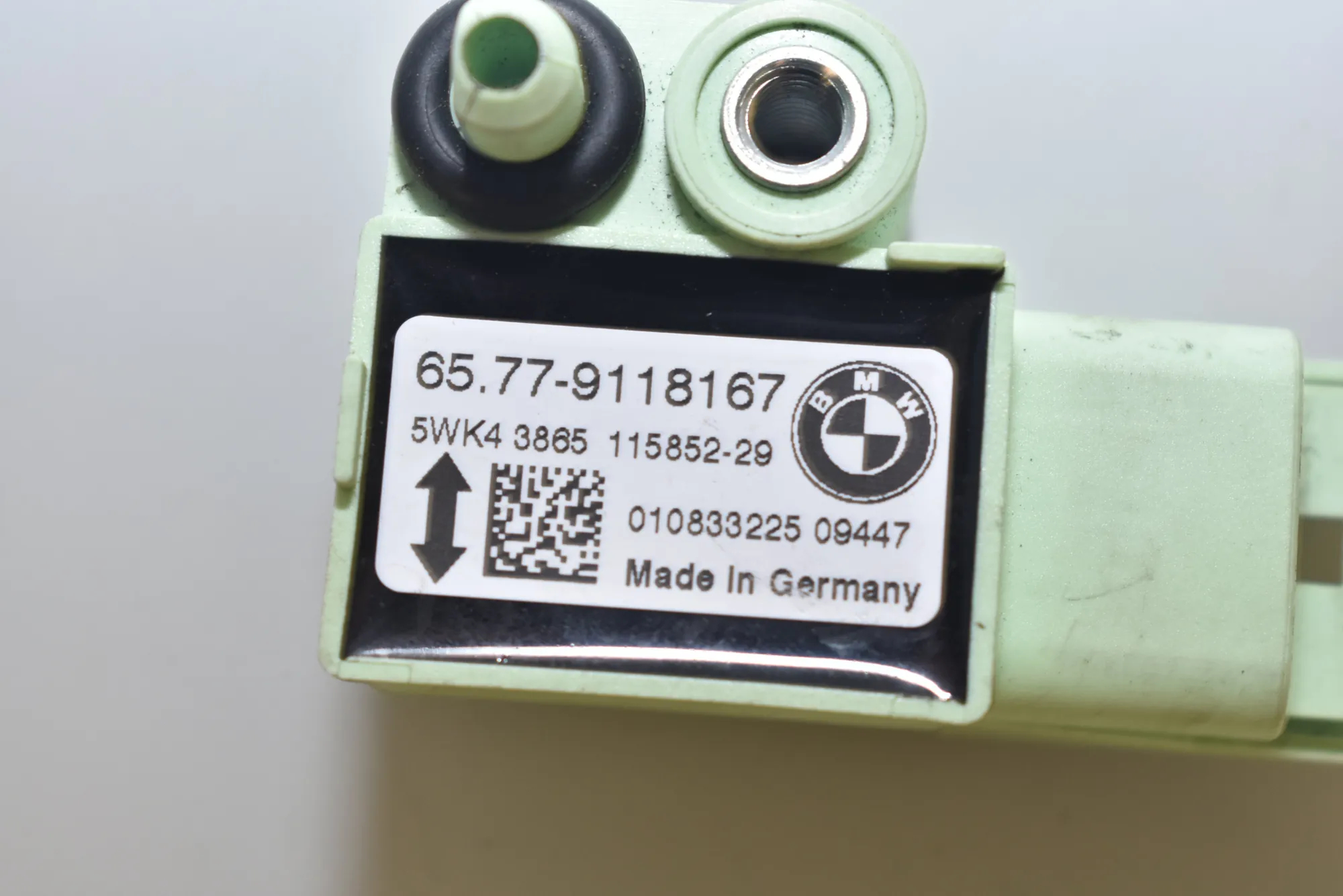 Left Side Impact Sensor – OEM 9118167 · BMW 1 Cabrio (E88) 120 d 2008 – 4