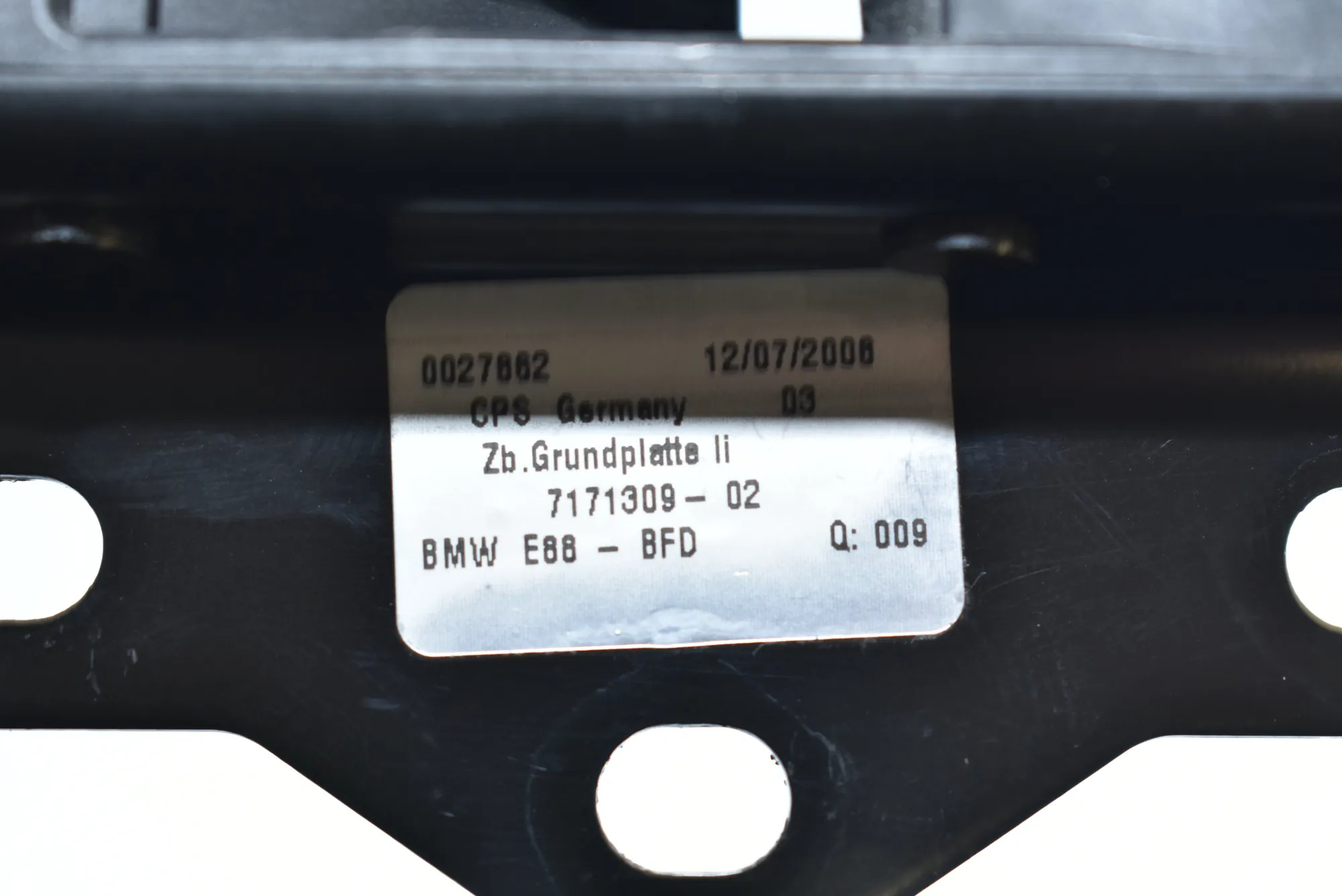 Other Body Parts – OEM 7171309 · BMW 1 Cabrio (E88) 120 d 2008 – 4