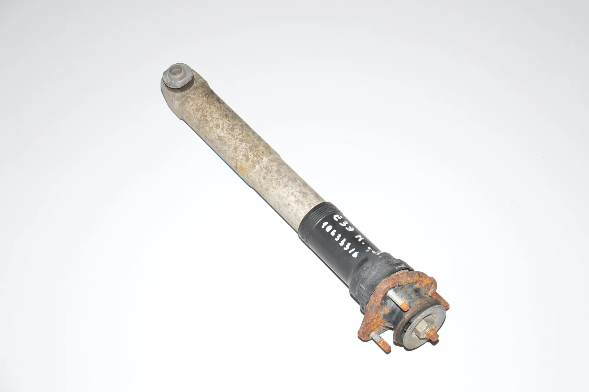 Rear Left Shock Absorber – OEM 814904557249 · BMW 5 Touring (E39) 525 d 2001 – 3