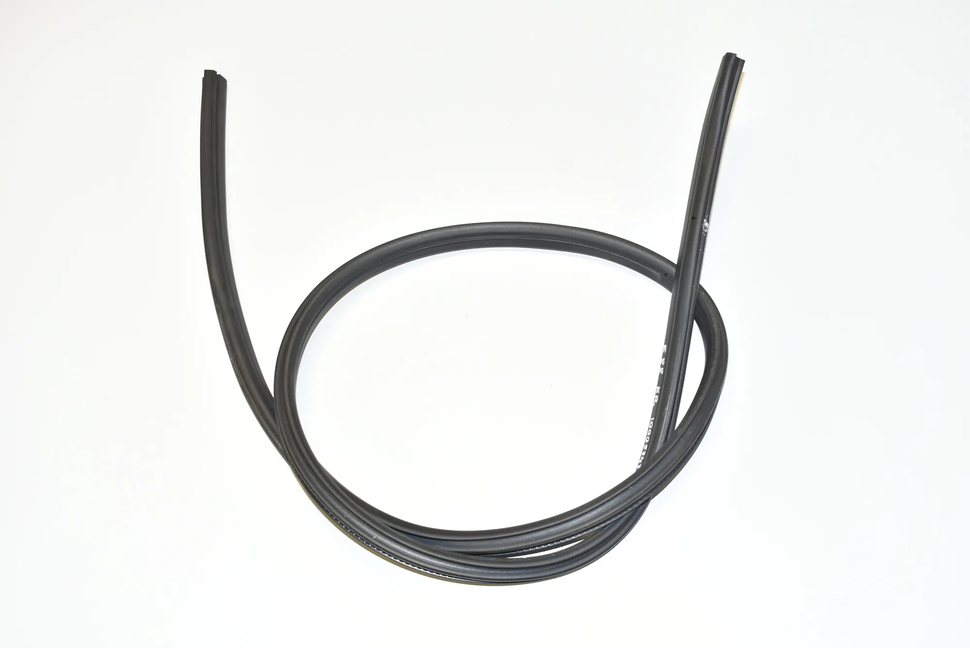 Front Left Door Seal Rubber – OEM 7164993 · BMW 1 Cabrio (E88) 120 d 2008